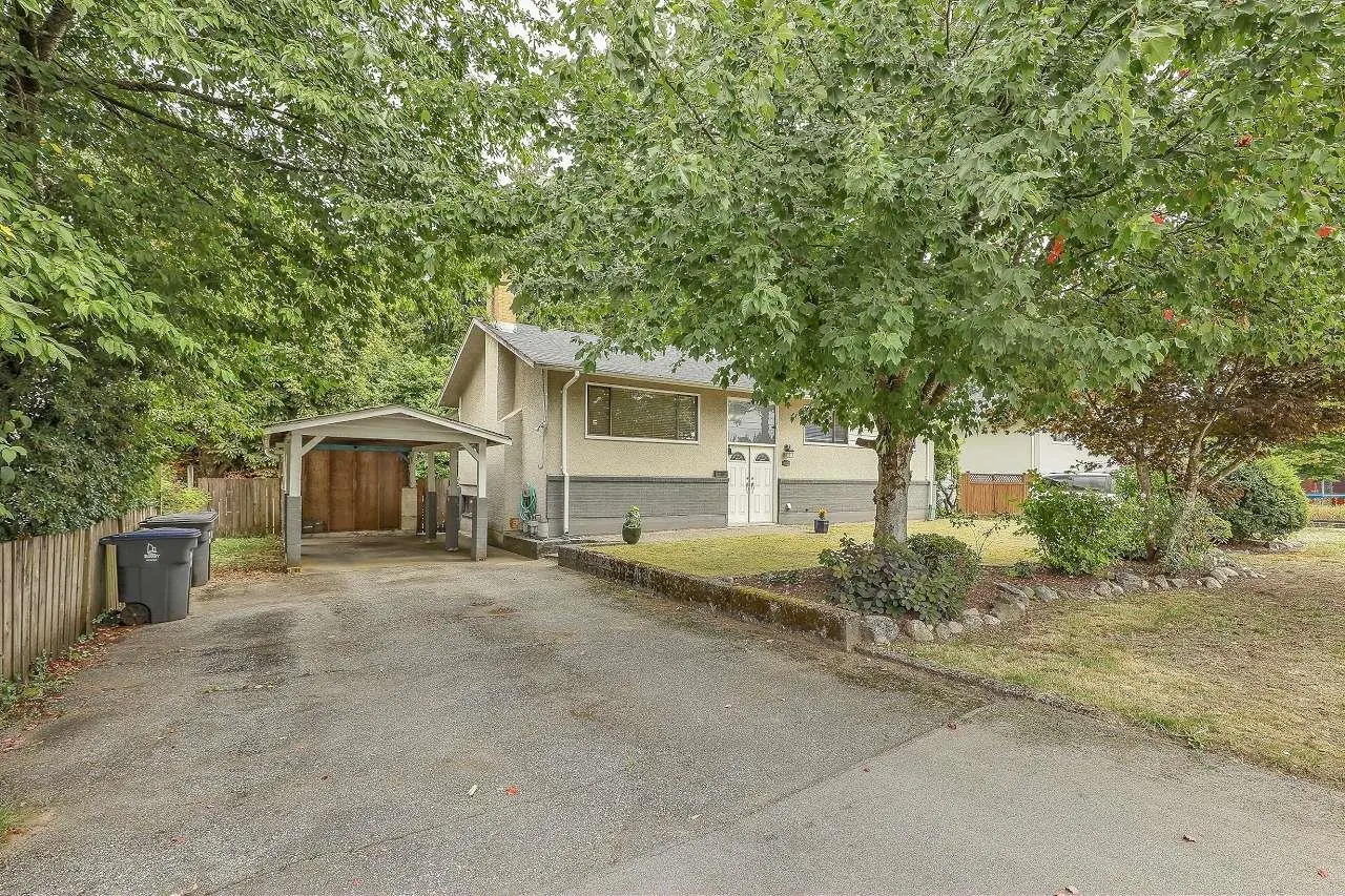 10950 Oriole Drive