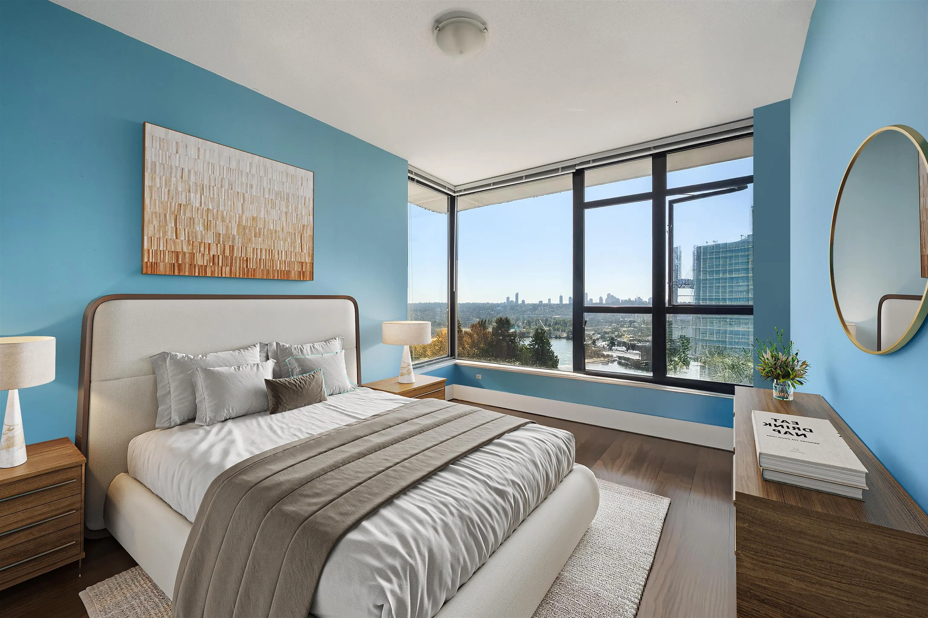 1003 11 E Royal Avenue