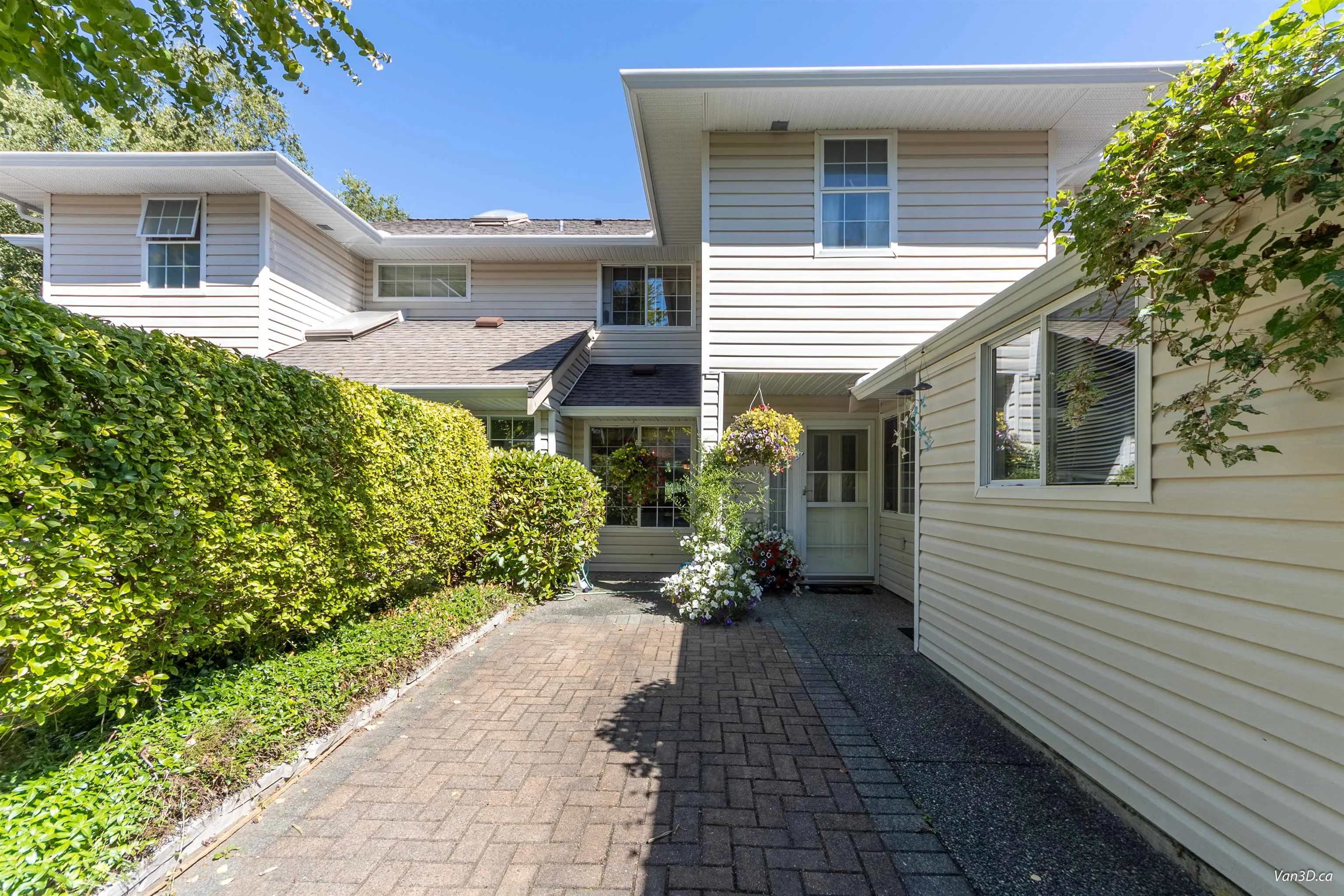 127 12163 68 Avenue
