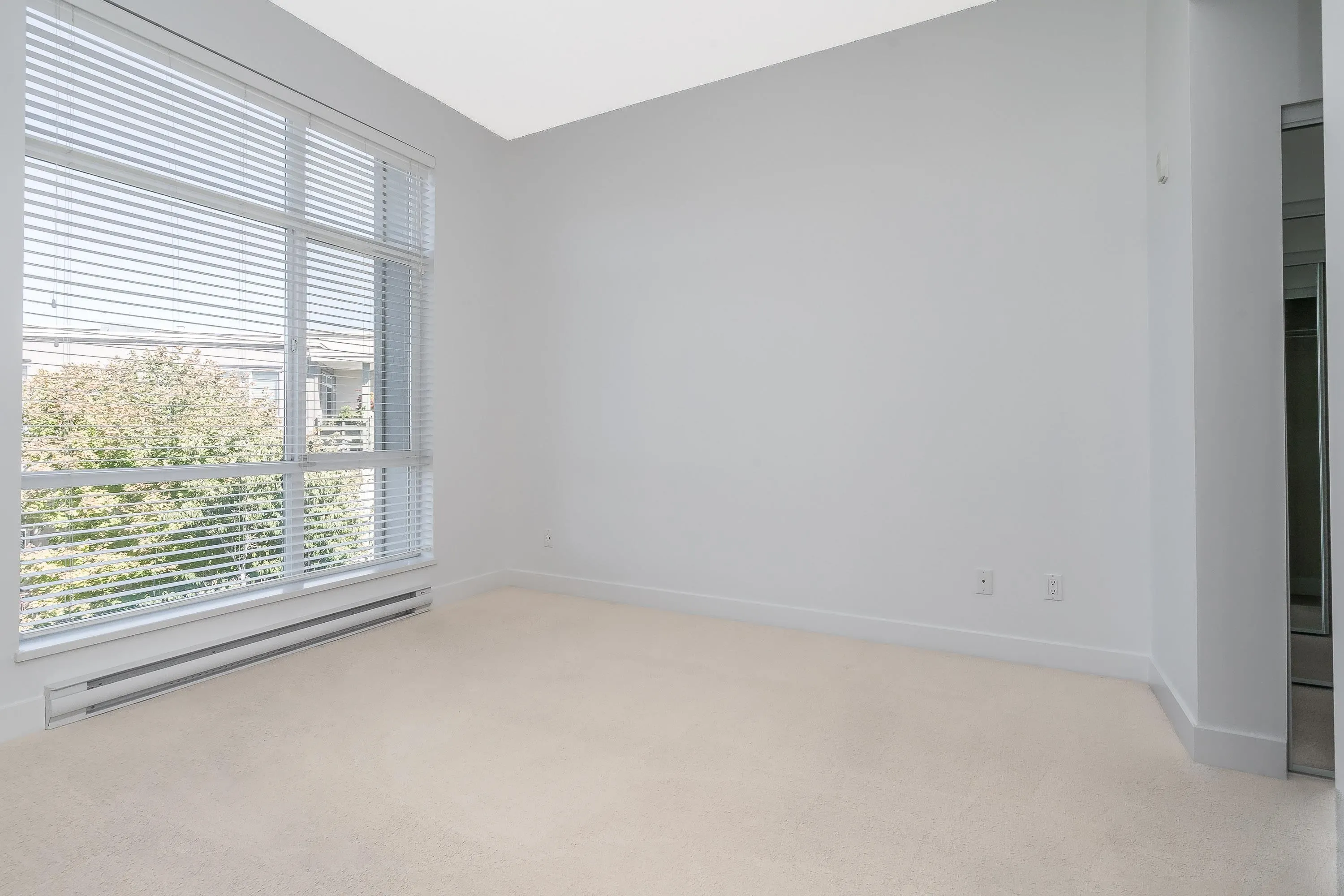440 15850 26 Avenue