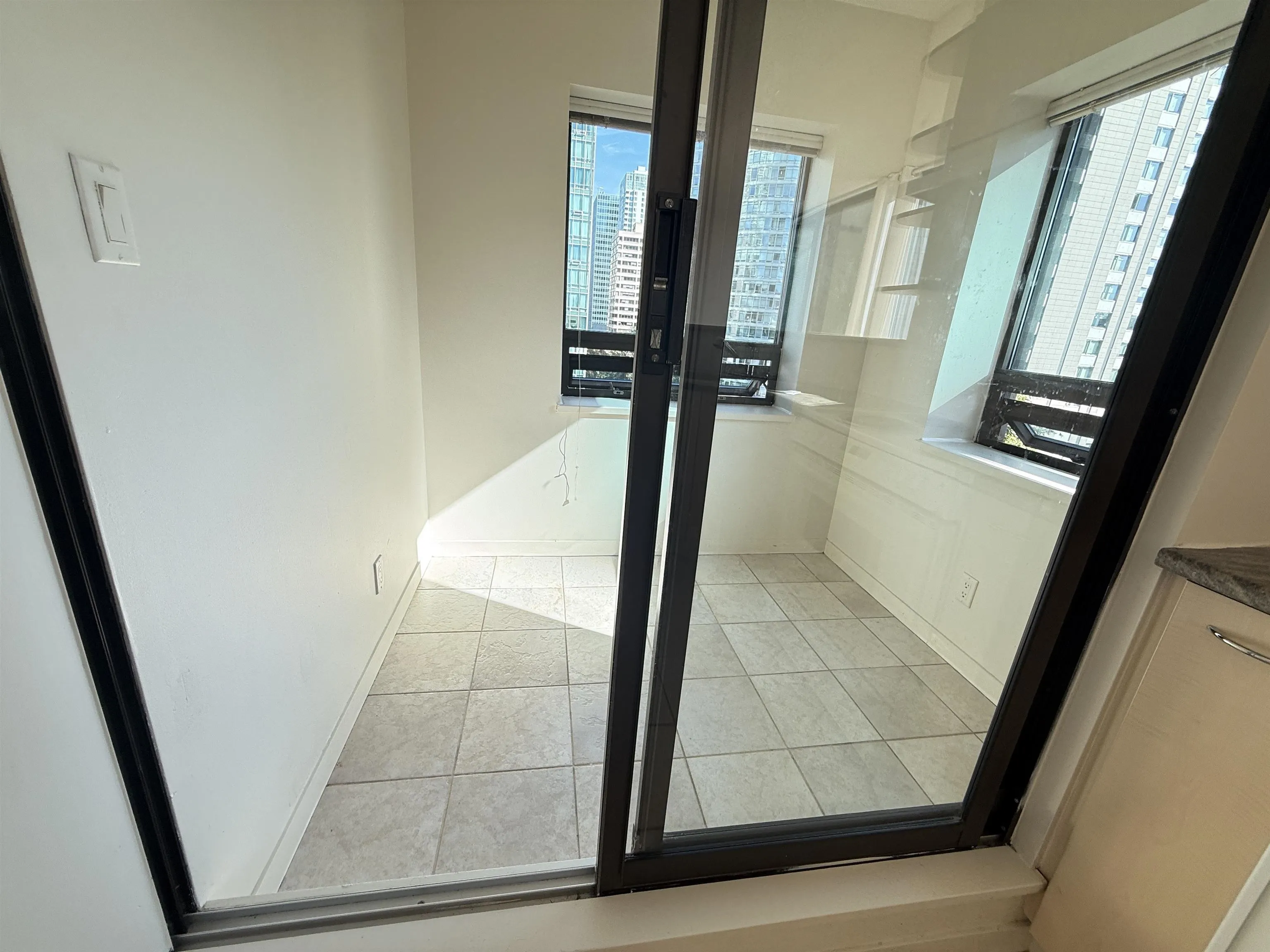 1010 1331 Alberni Street