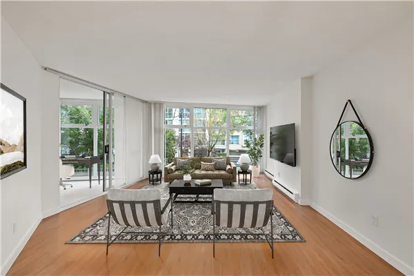 B106 1331 Homer Street