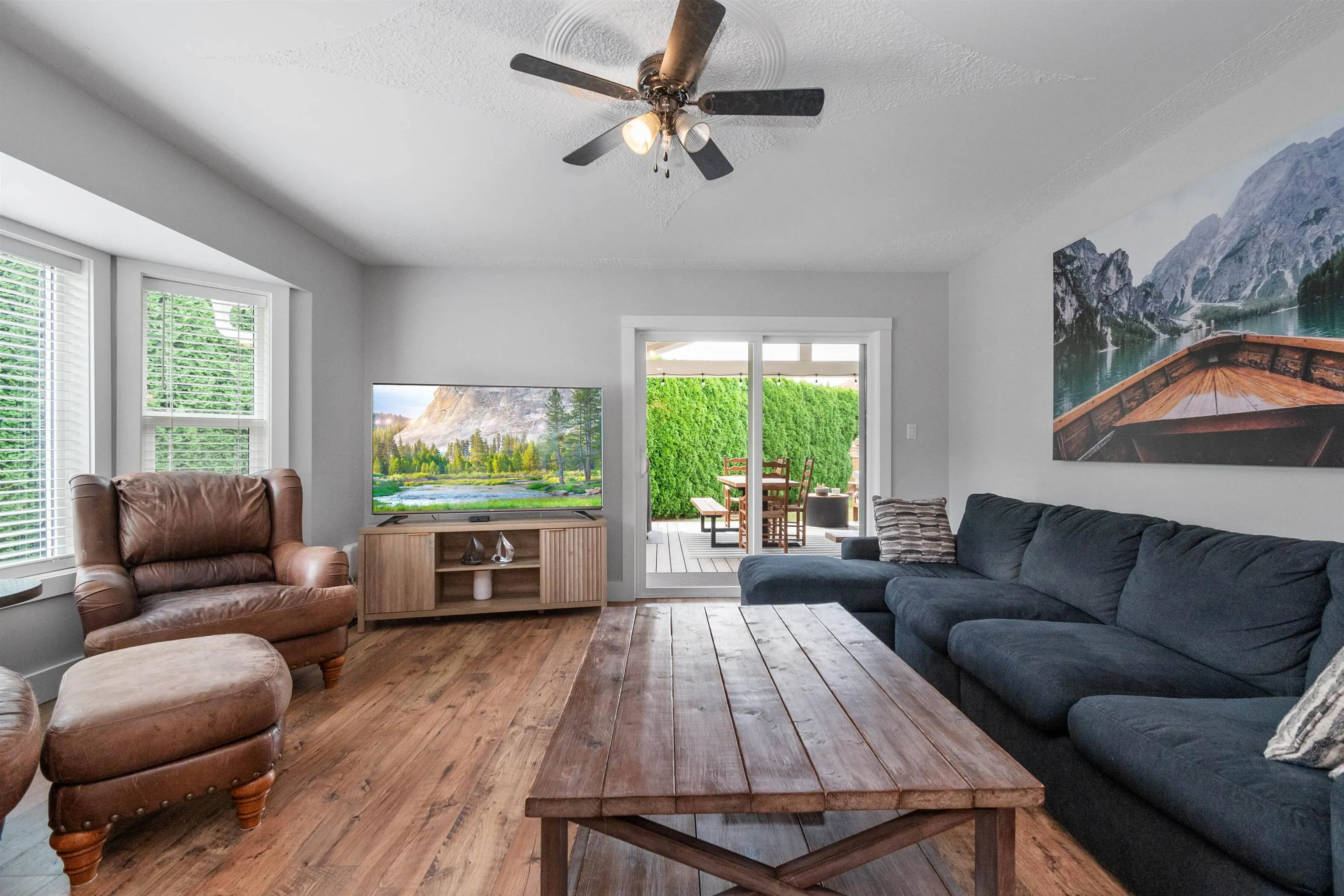1585 Alder Place
