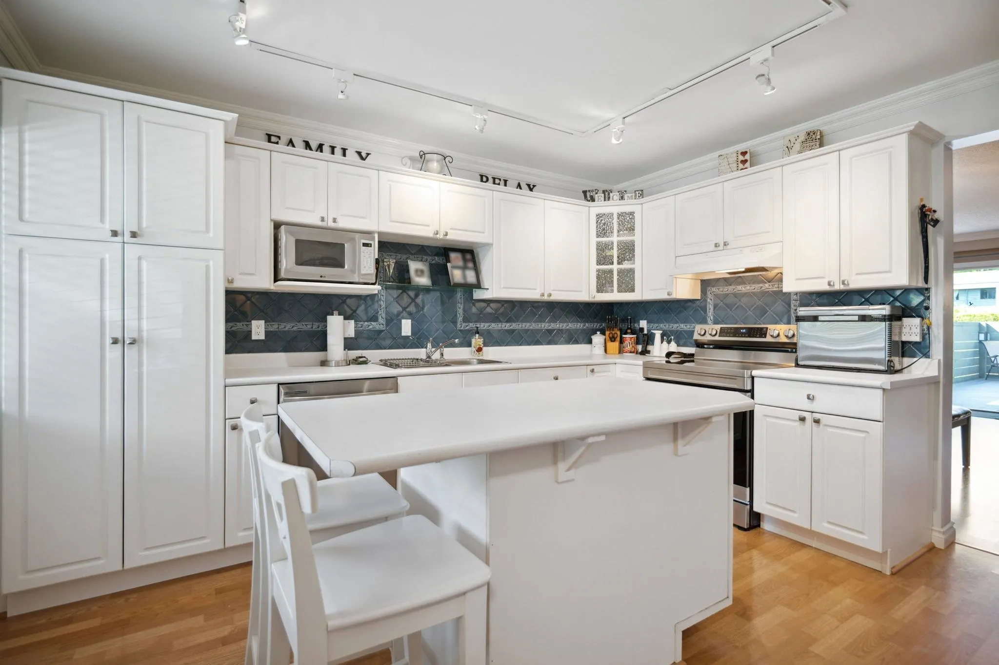 119 3031 Williams Road