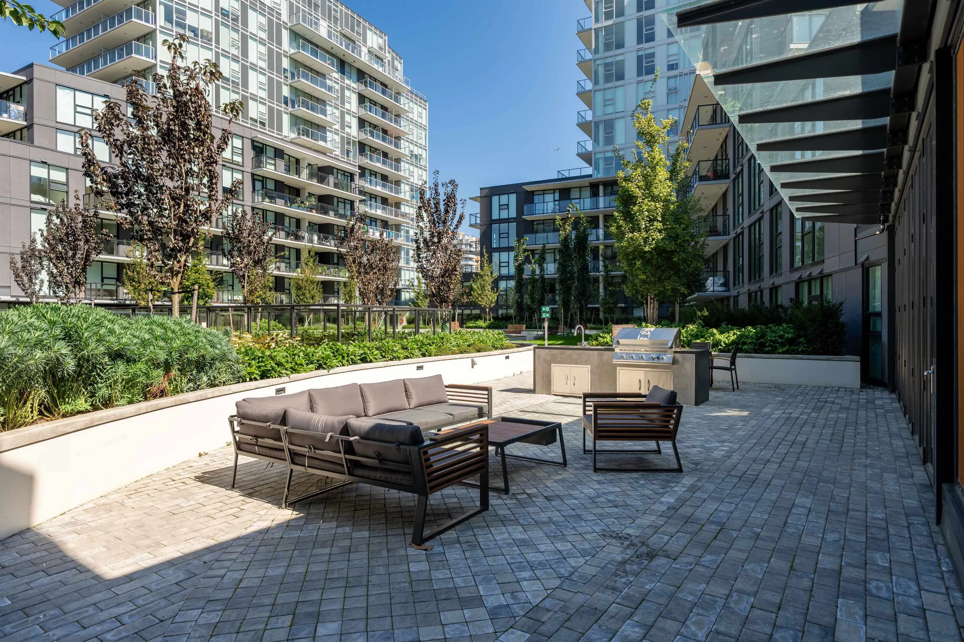 1206 8111 Park Road