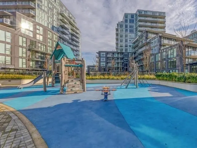 1204 6633 Buswell Street
