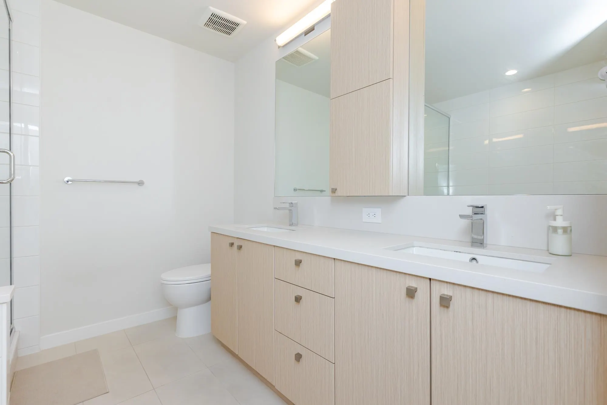 50 19451 Sutton Avenue