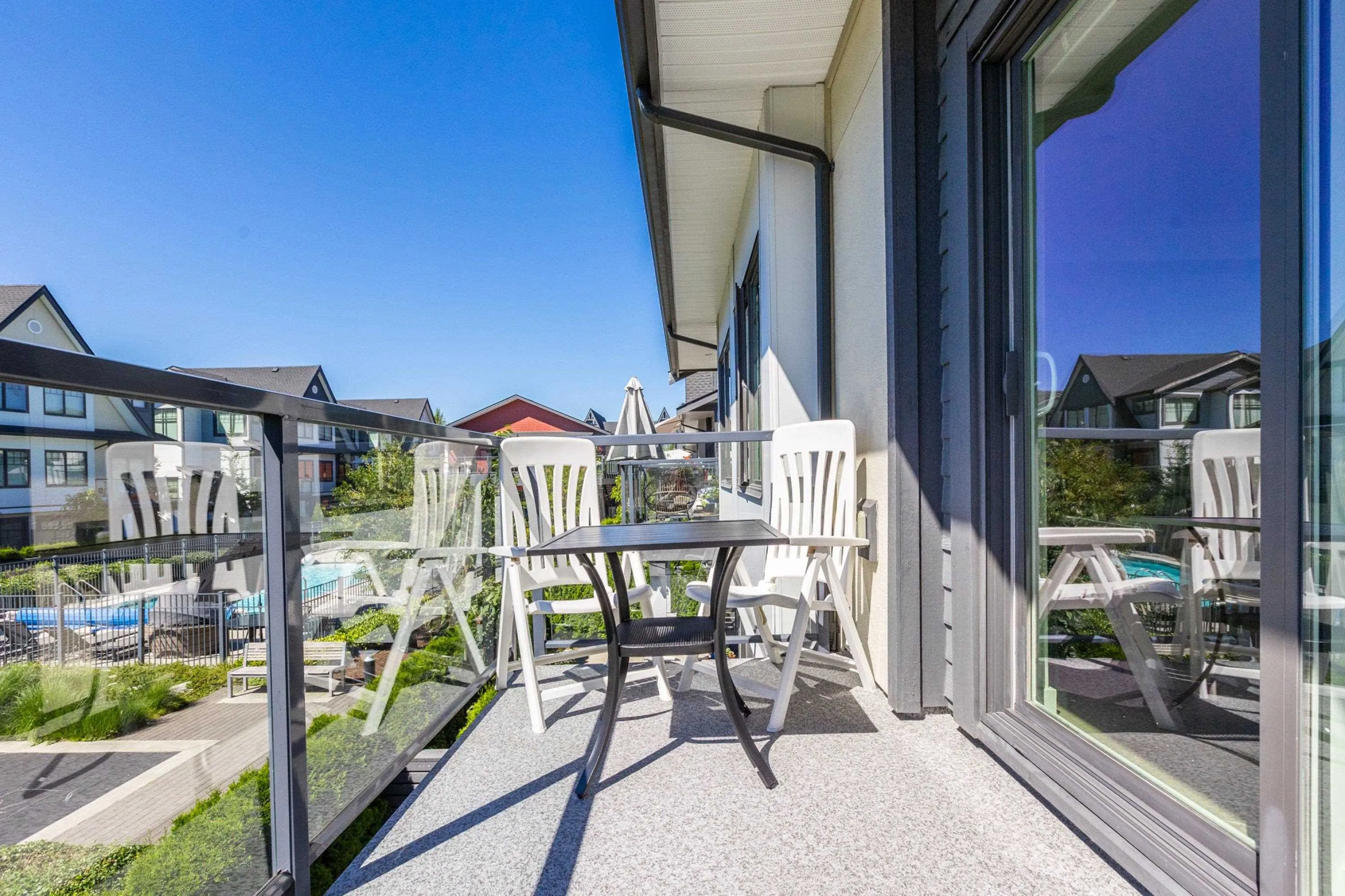 50 19451 Sutton Avenue