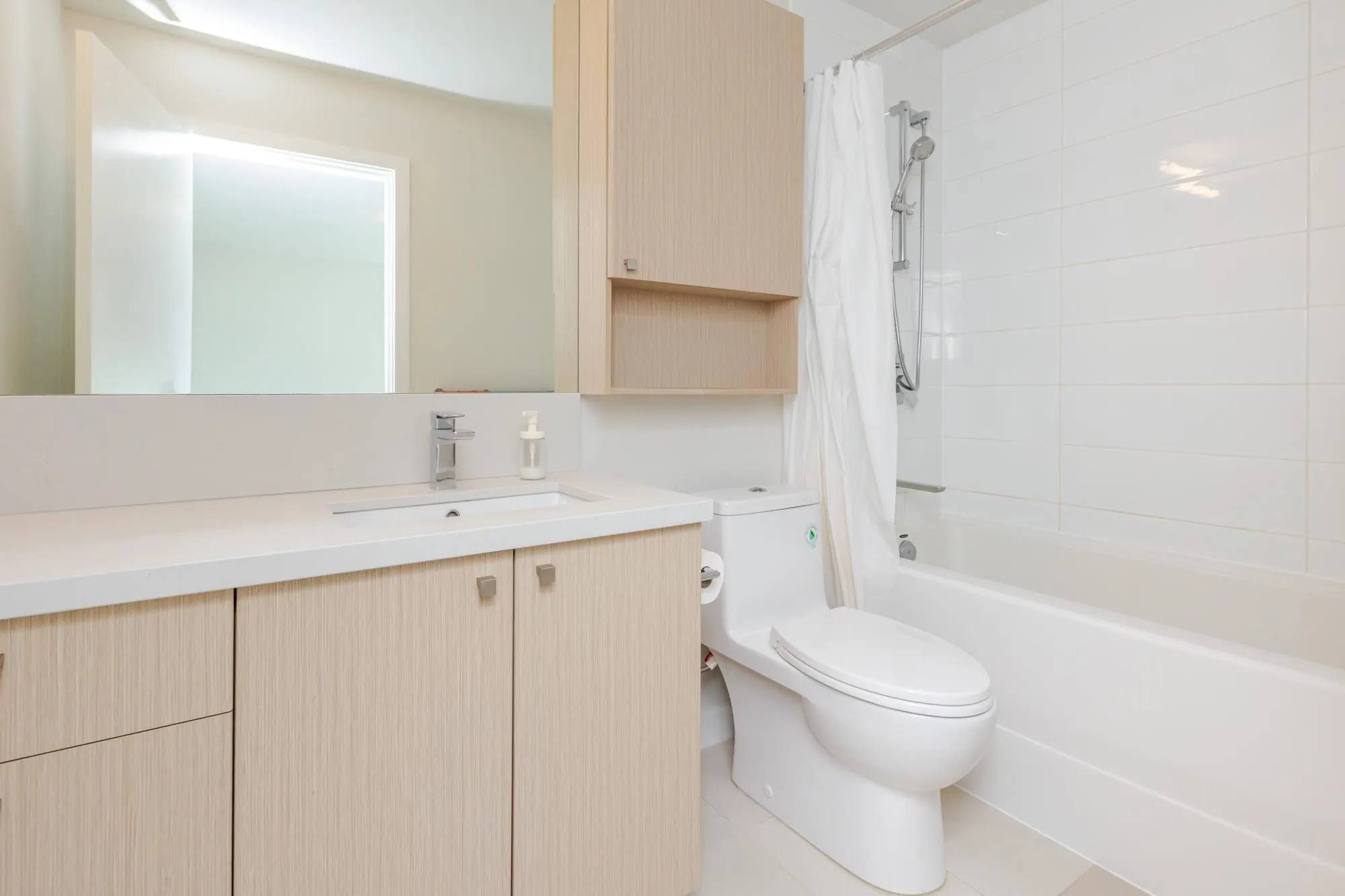 50 19451 Sutton Avenue