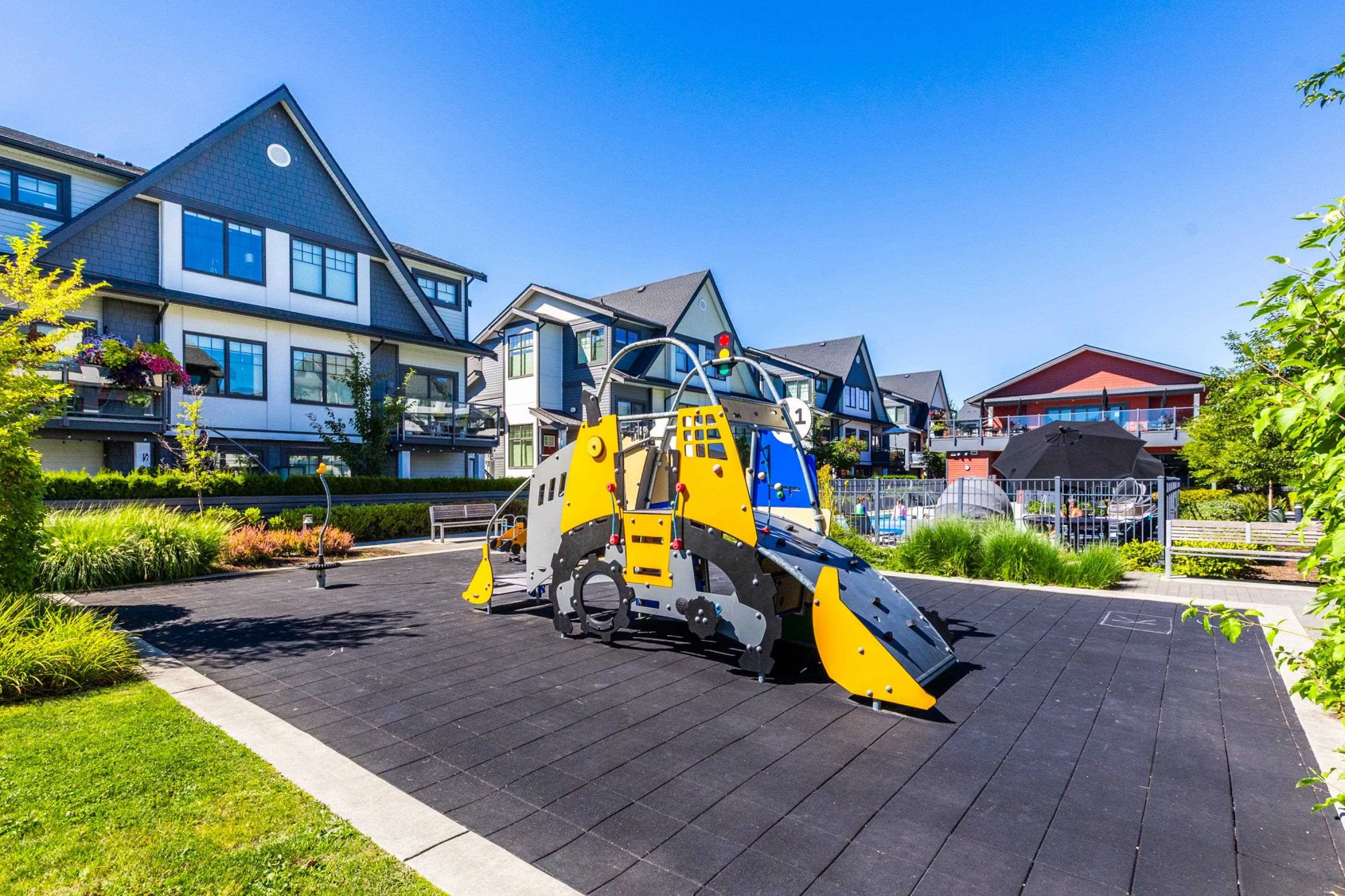 50 19451 Sutton Avenue