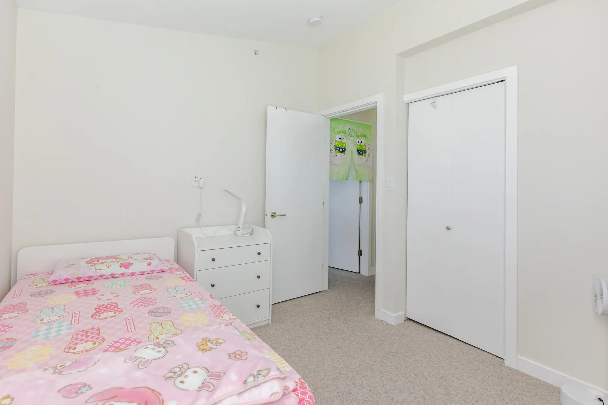 50 19451 Sutton Avenue