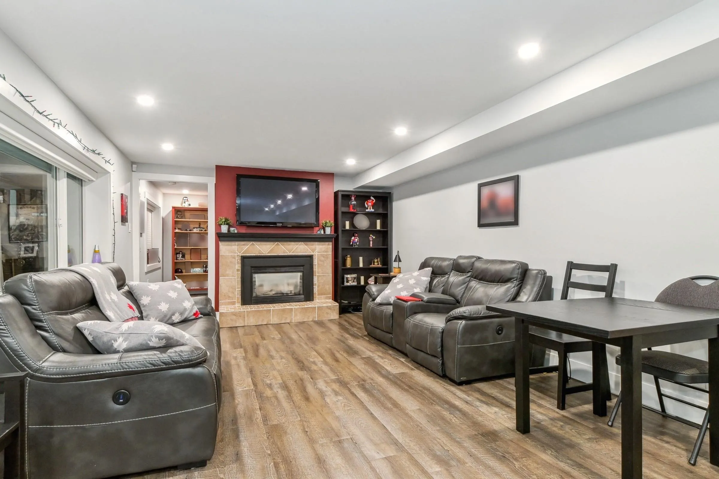 2739 Sheffield Way