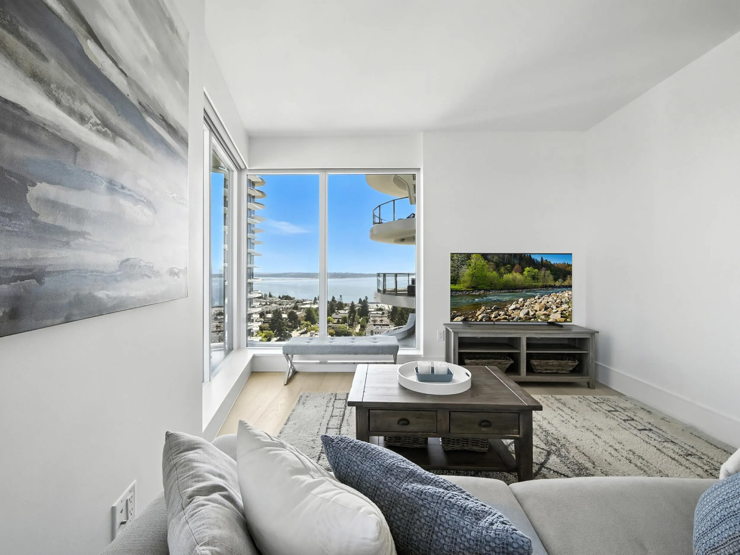 1604 1500 Martin Street