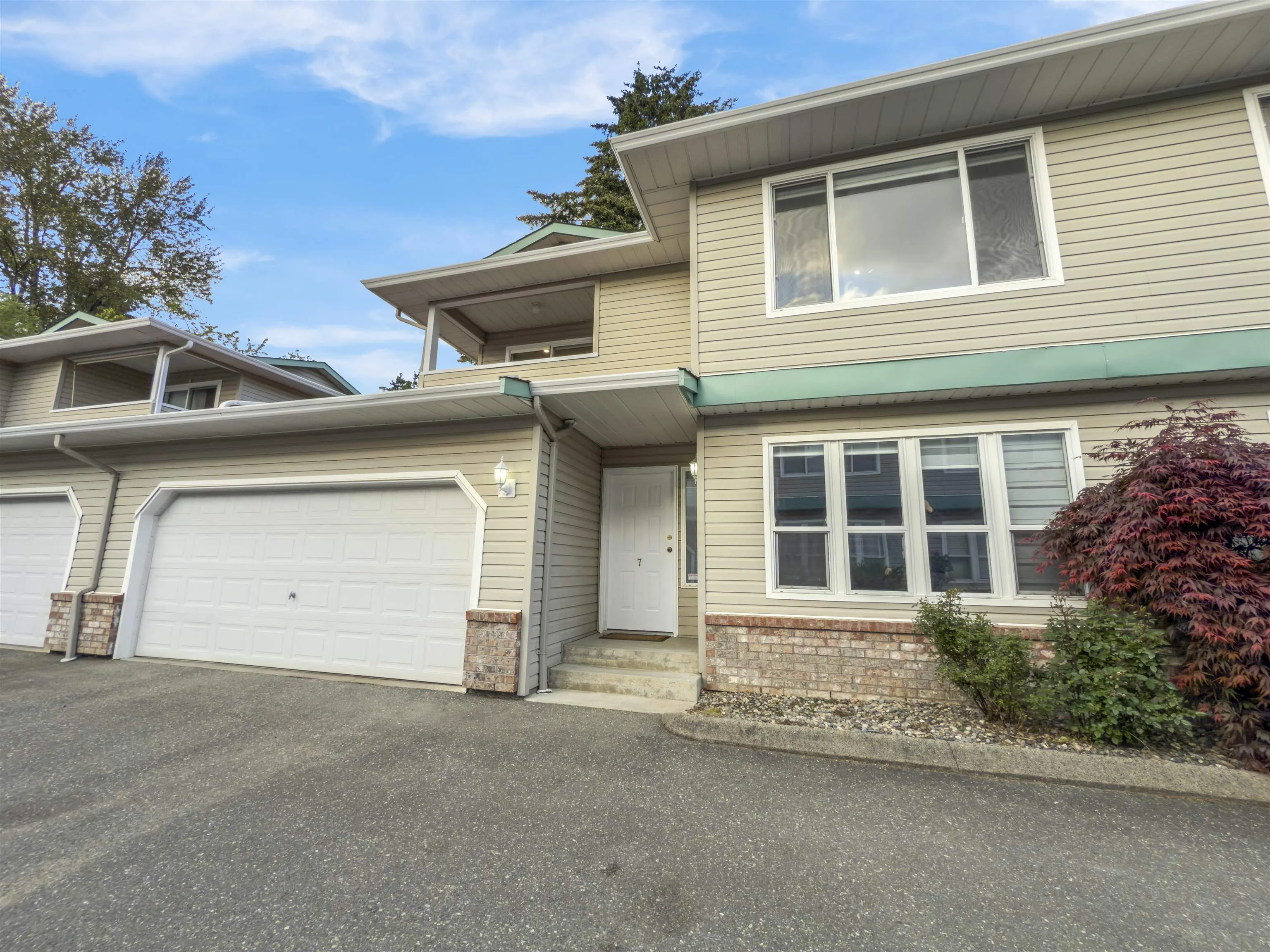 7 46209 Cessna Drive