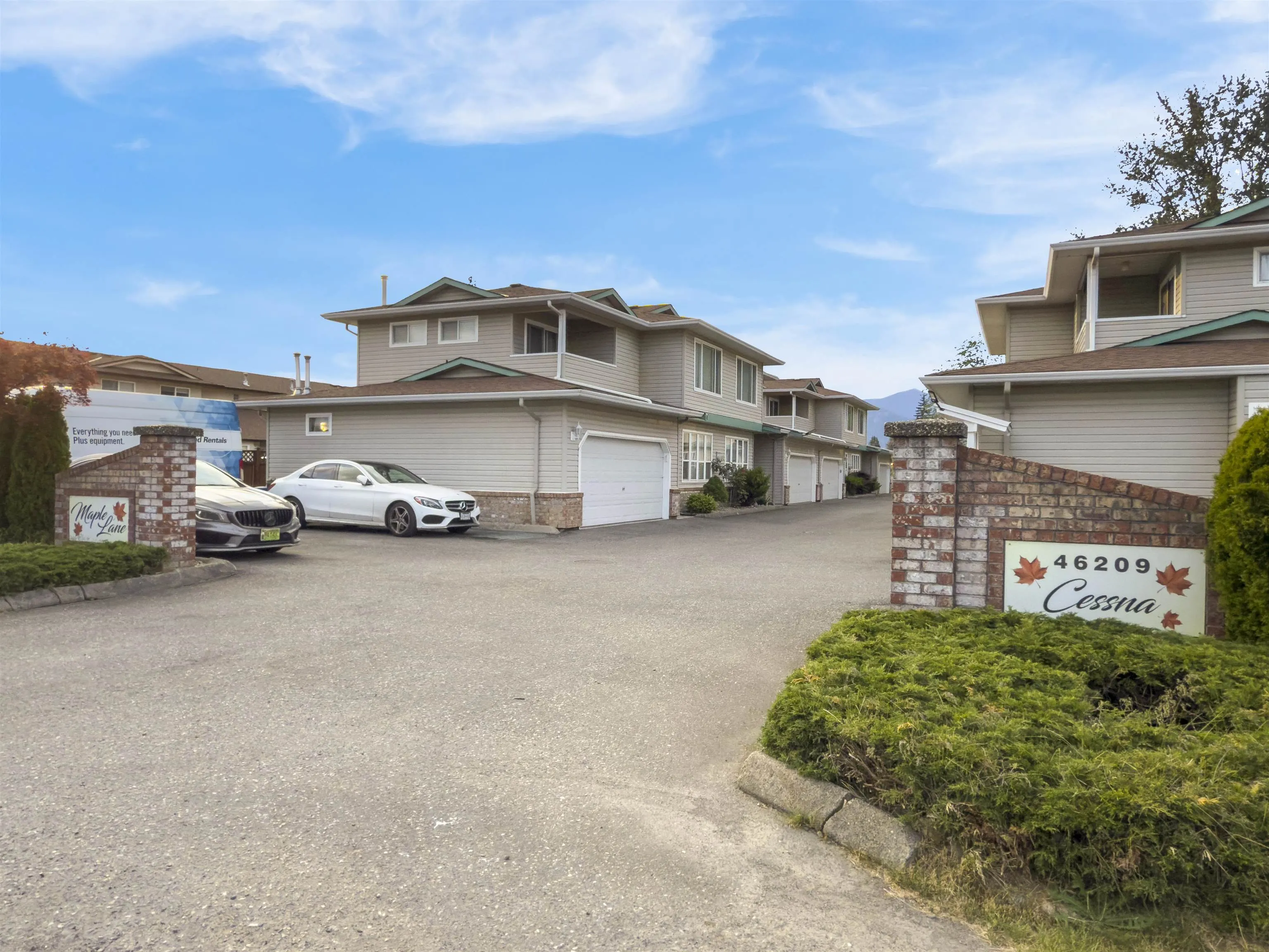 7 46209 Cessna Drive