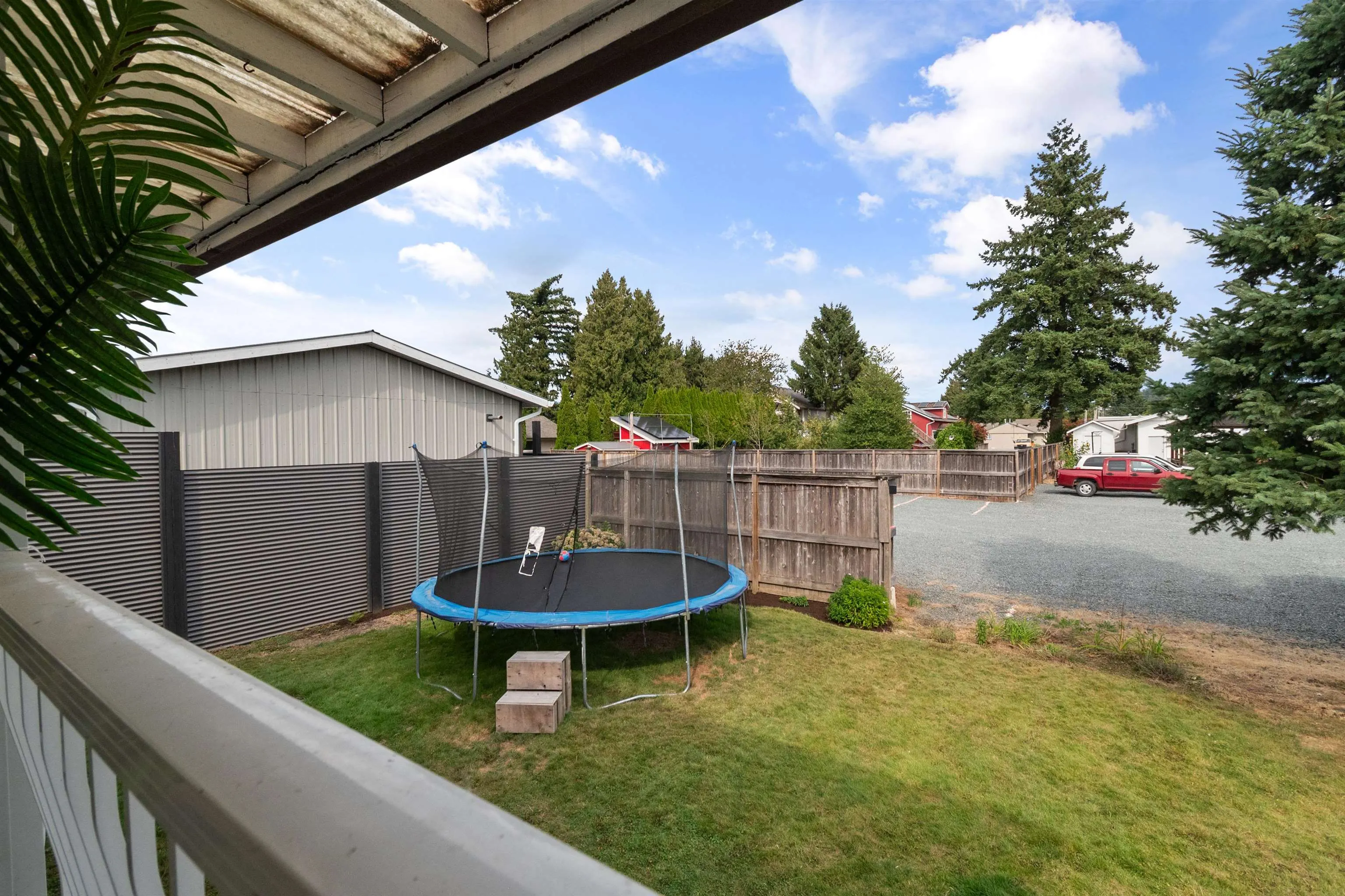 10098 Bonavista Street