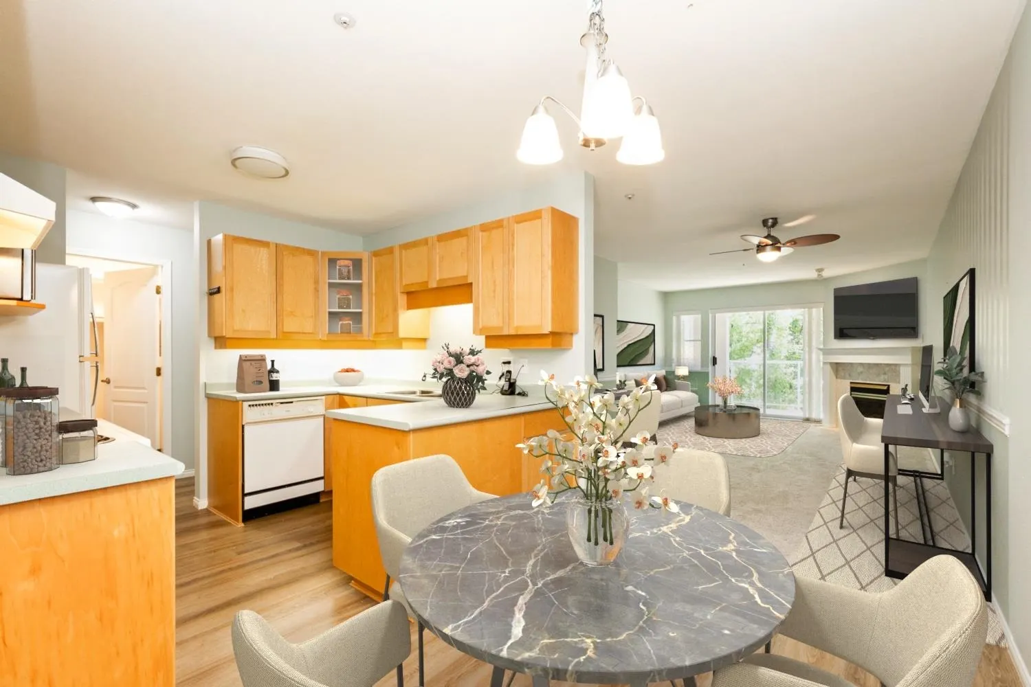 302 22722 Lougheed Highway