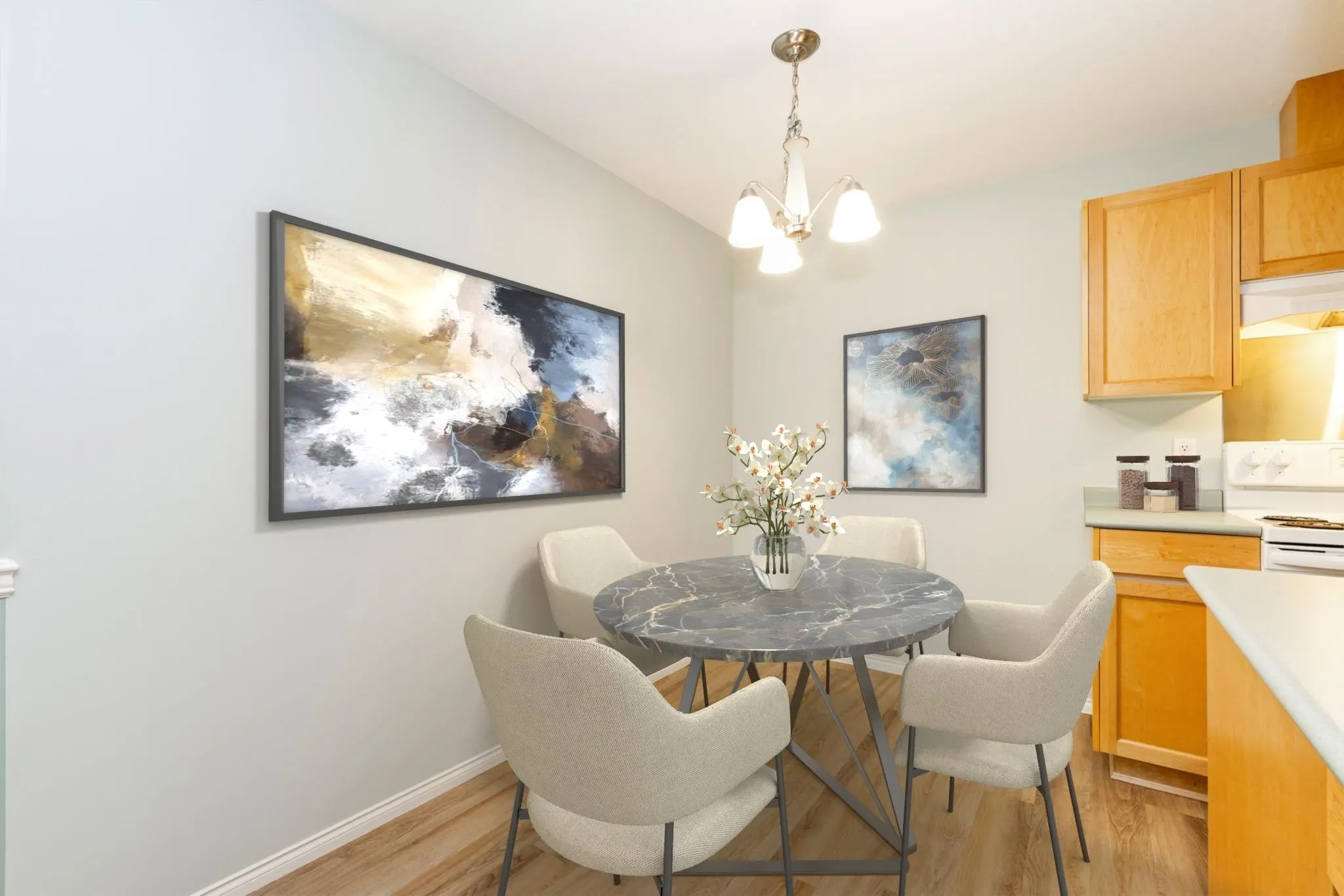 302 22722 Lougheed Highway