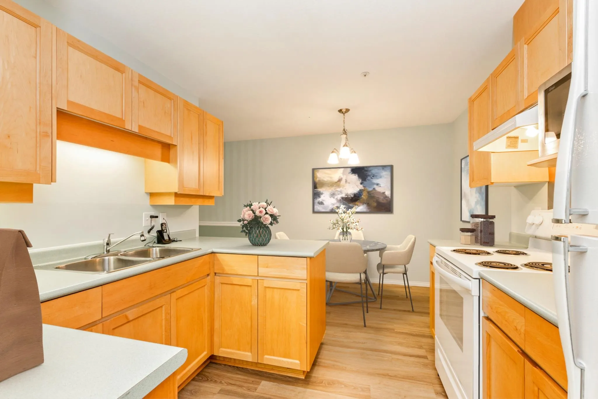 302 22722 Lougheed Highway