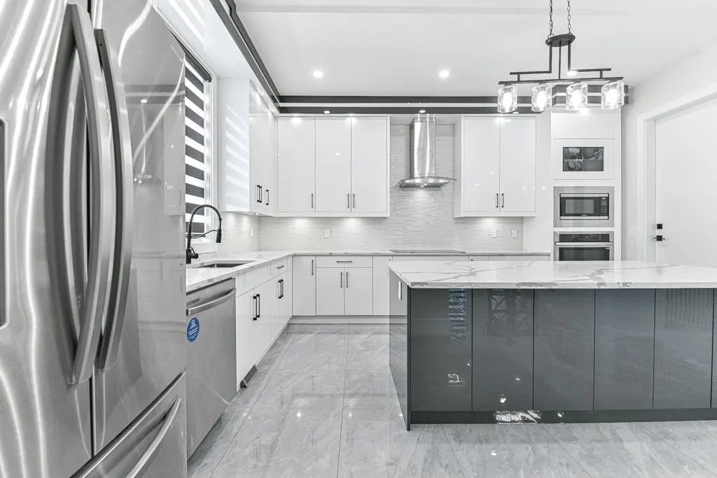2534 Terminal Court