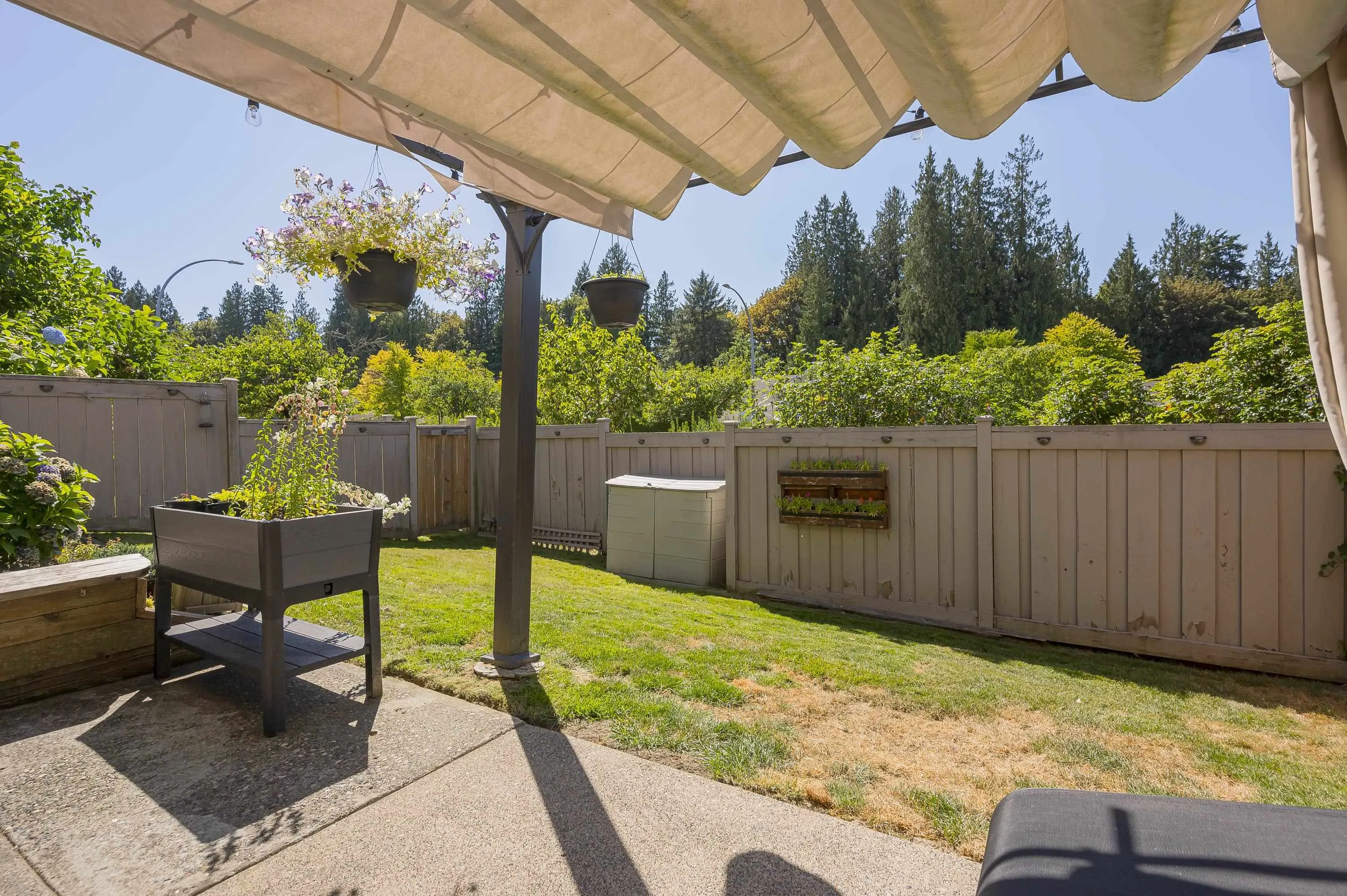 20 8716 Walnut Grove Drive