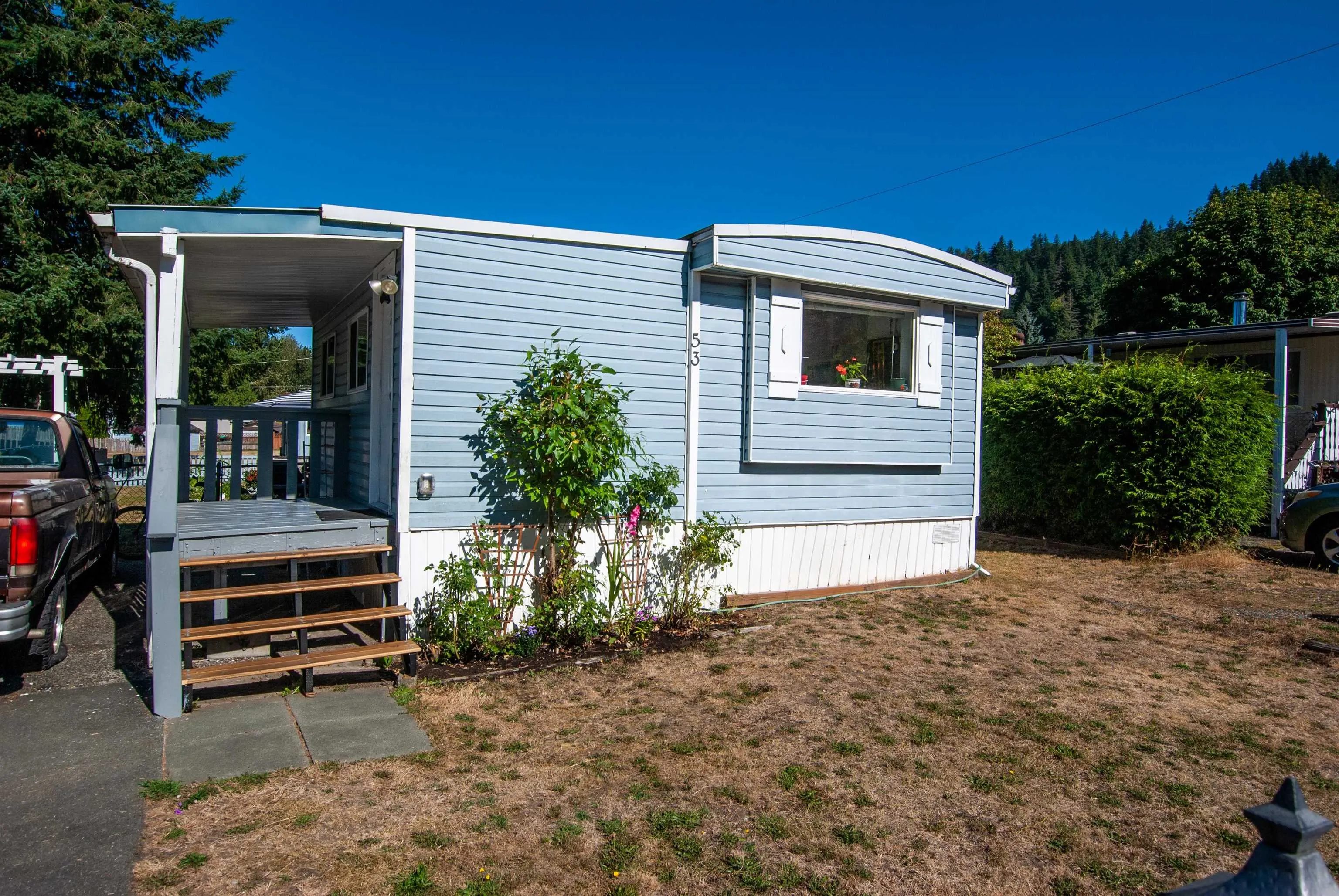 53 46484 Chilliwack Lake Road