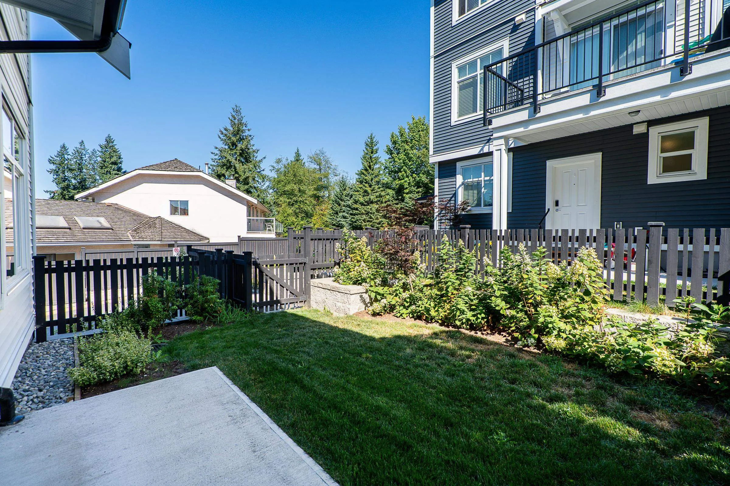 110 3489 Baycrest Avenue