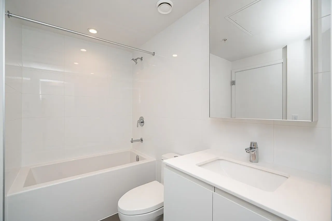 708 3809 Evergreen Place