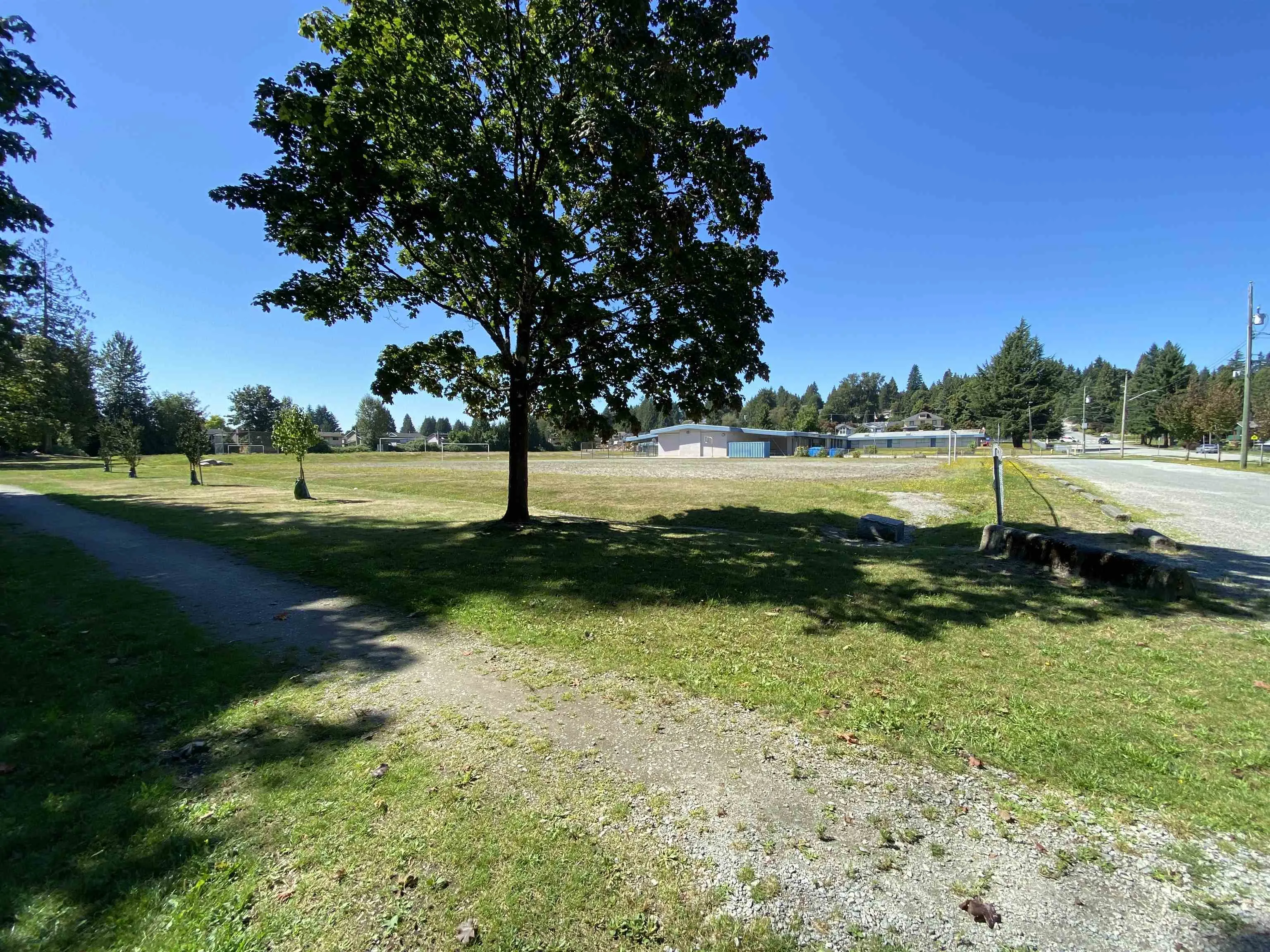 1674 Connaught Drive