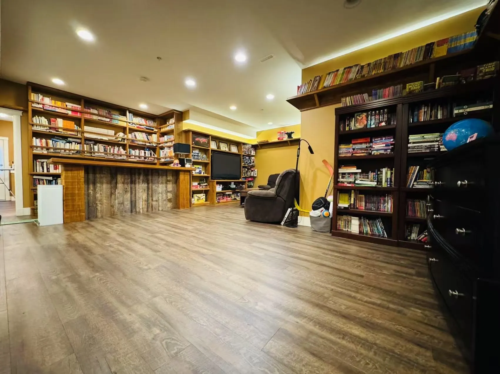16 13210 Shoesmith Crescent
