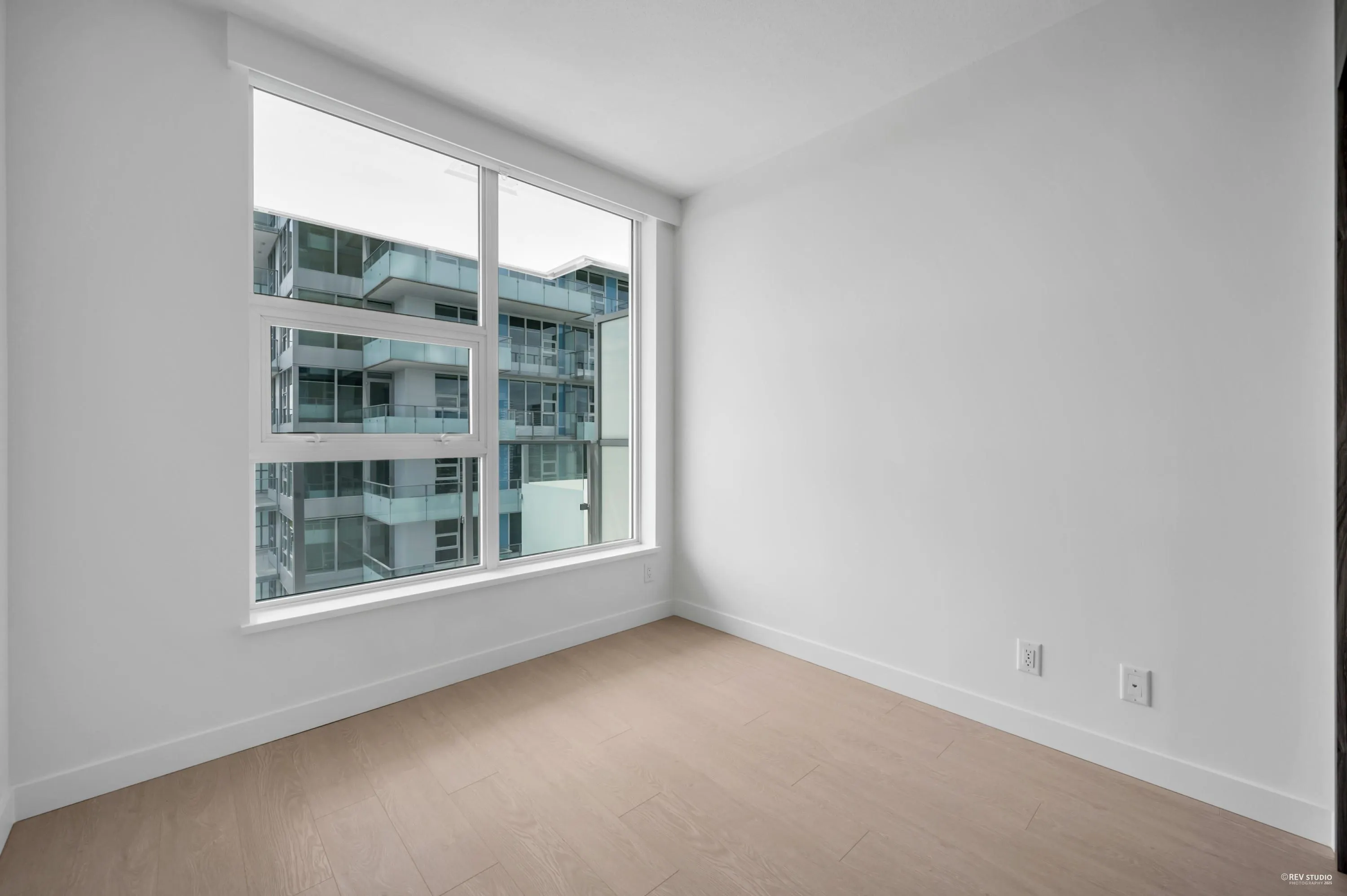 1606 13778 100 Avenue