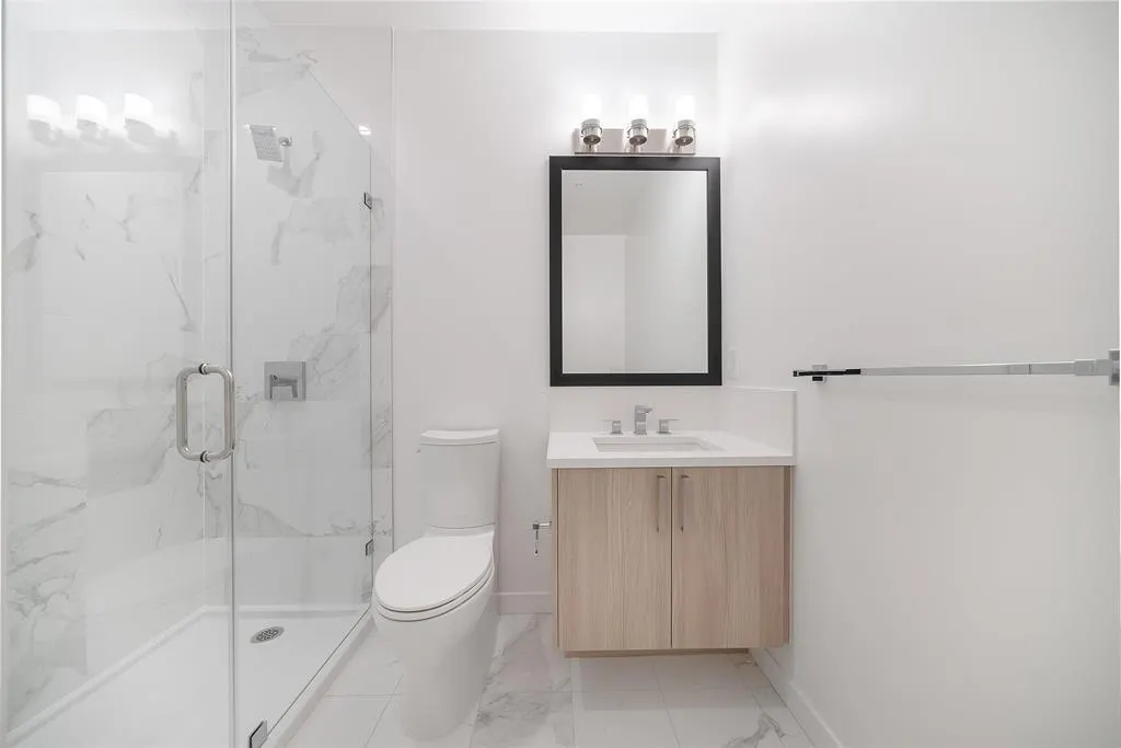 1314 13350 Central Avenue