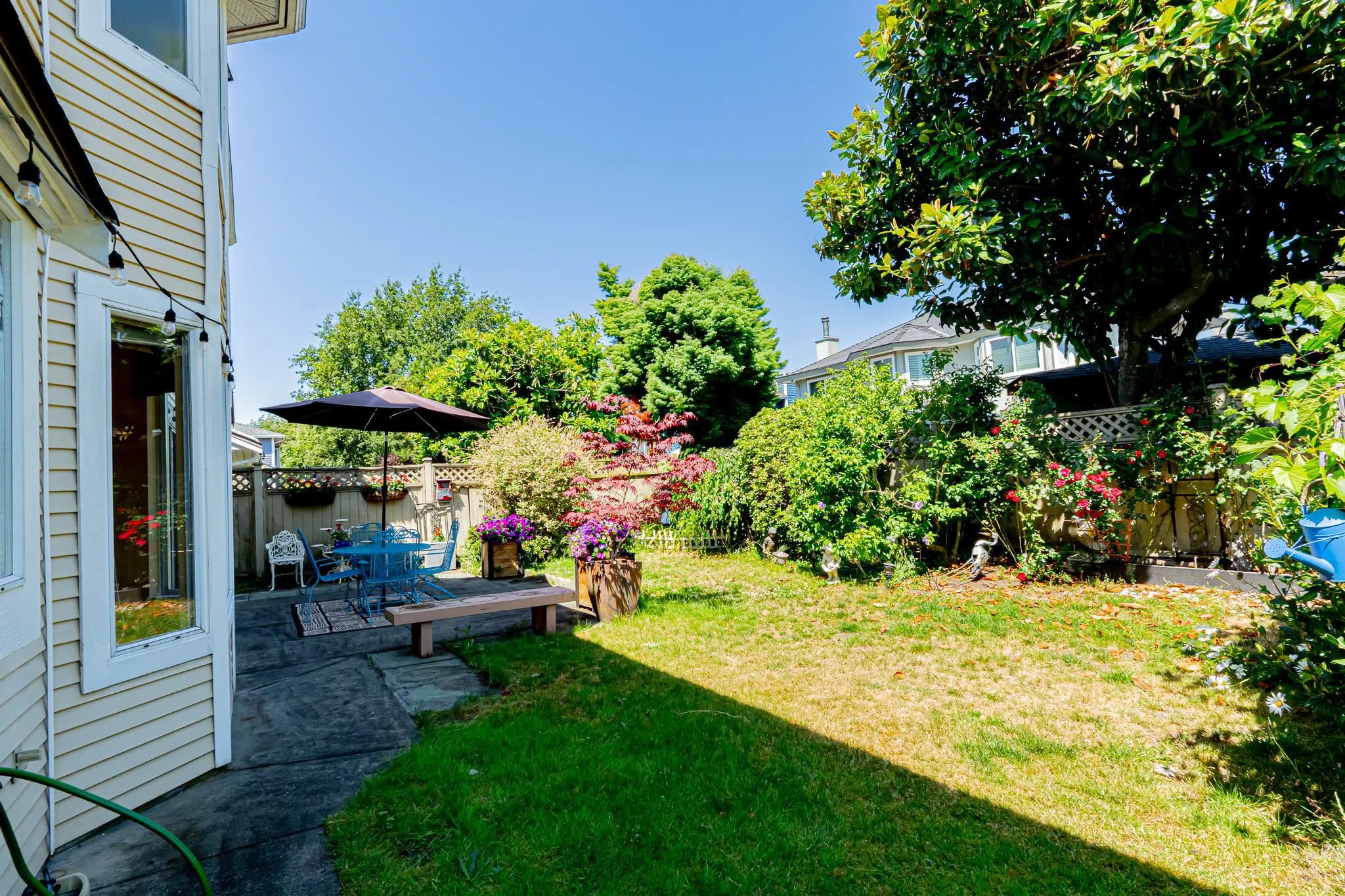 6683 London Court