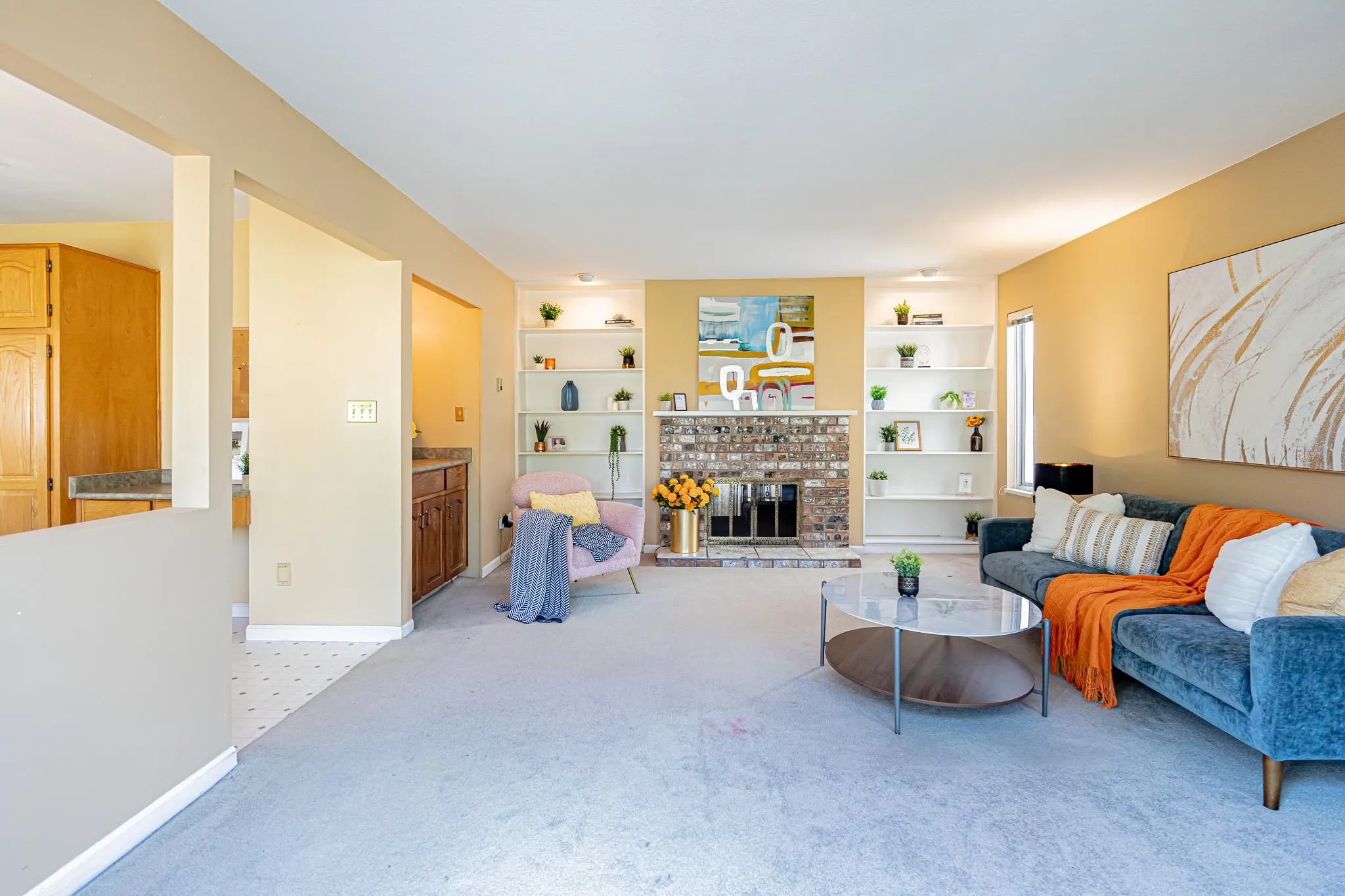 6683 London Court