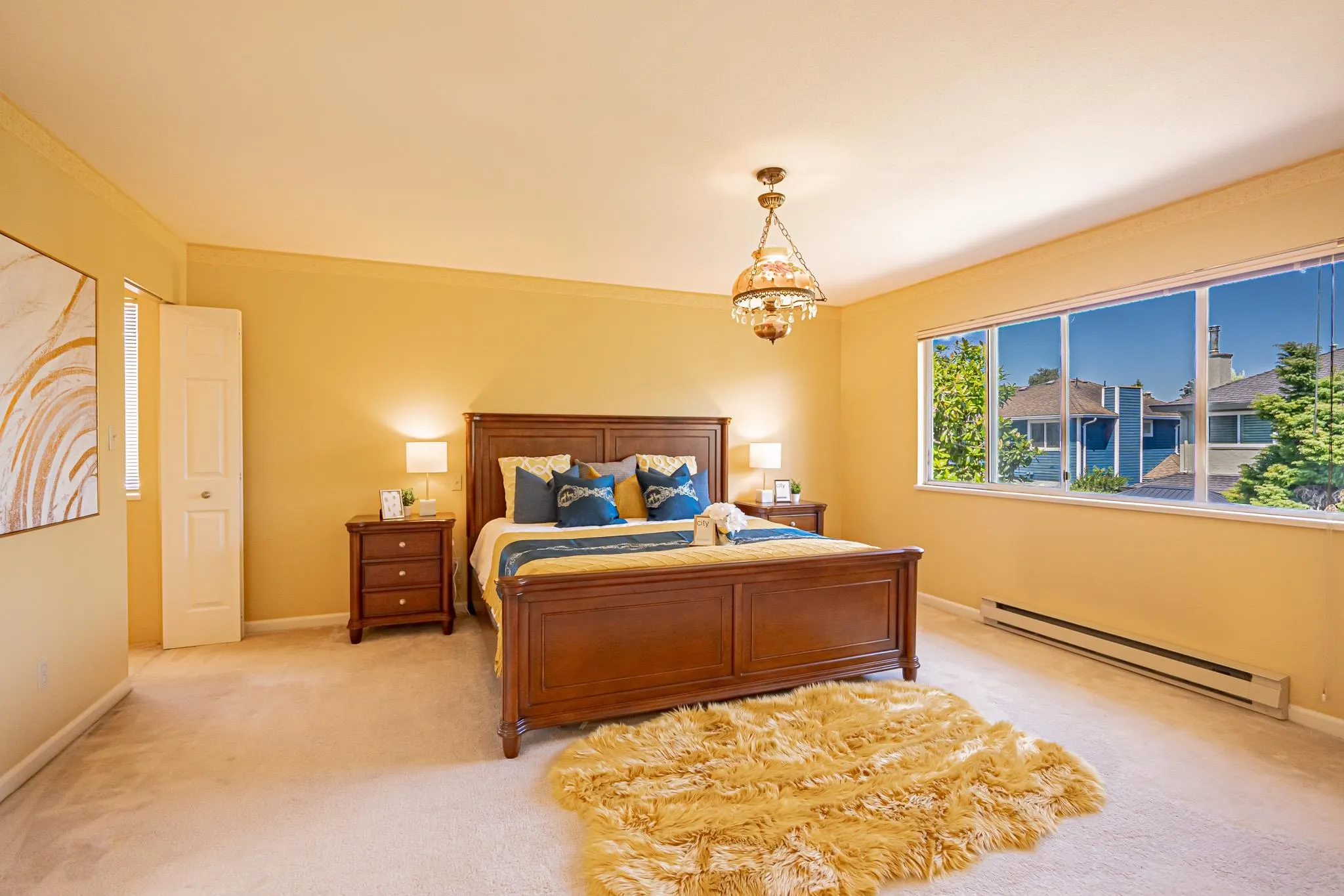 6683 London Court