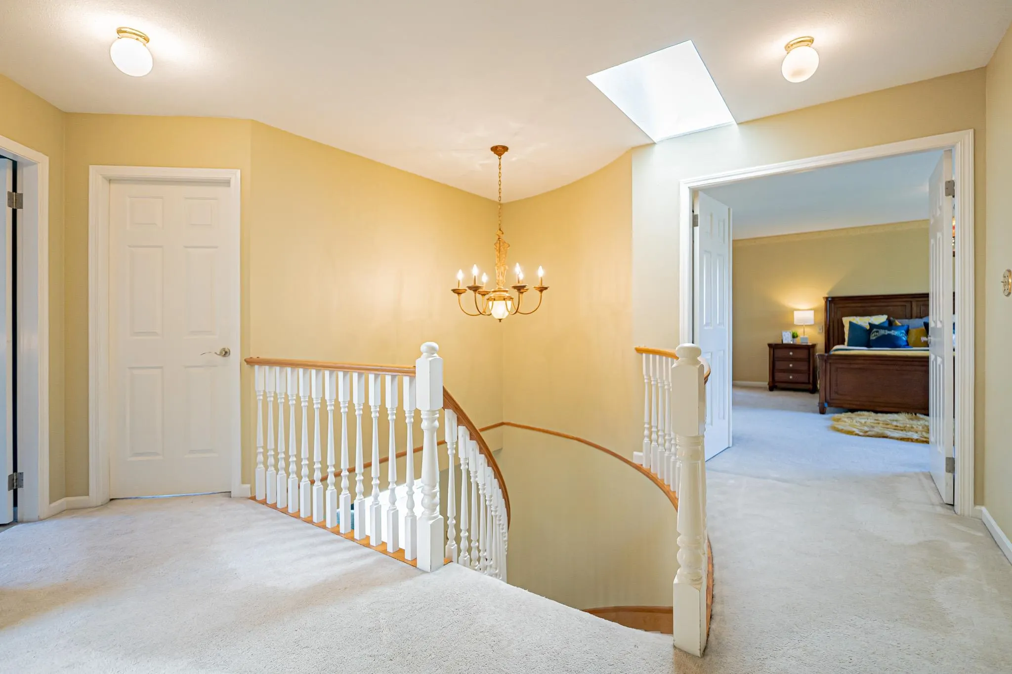 6683 London Court