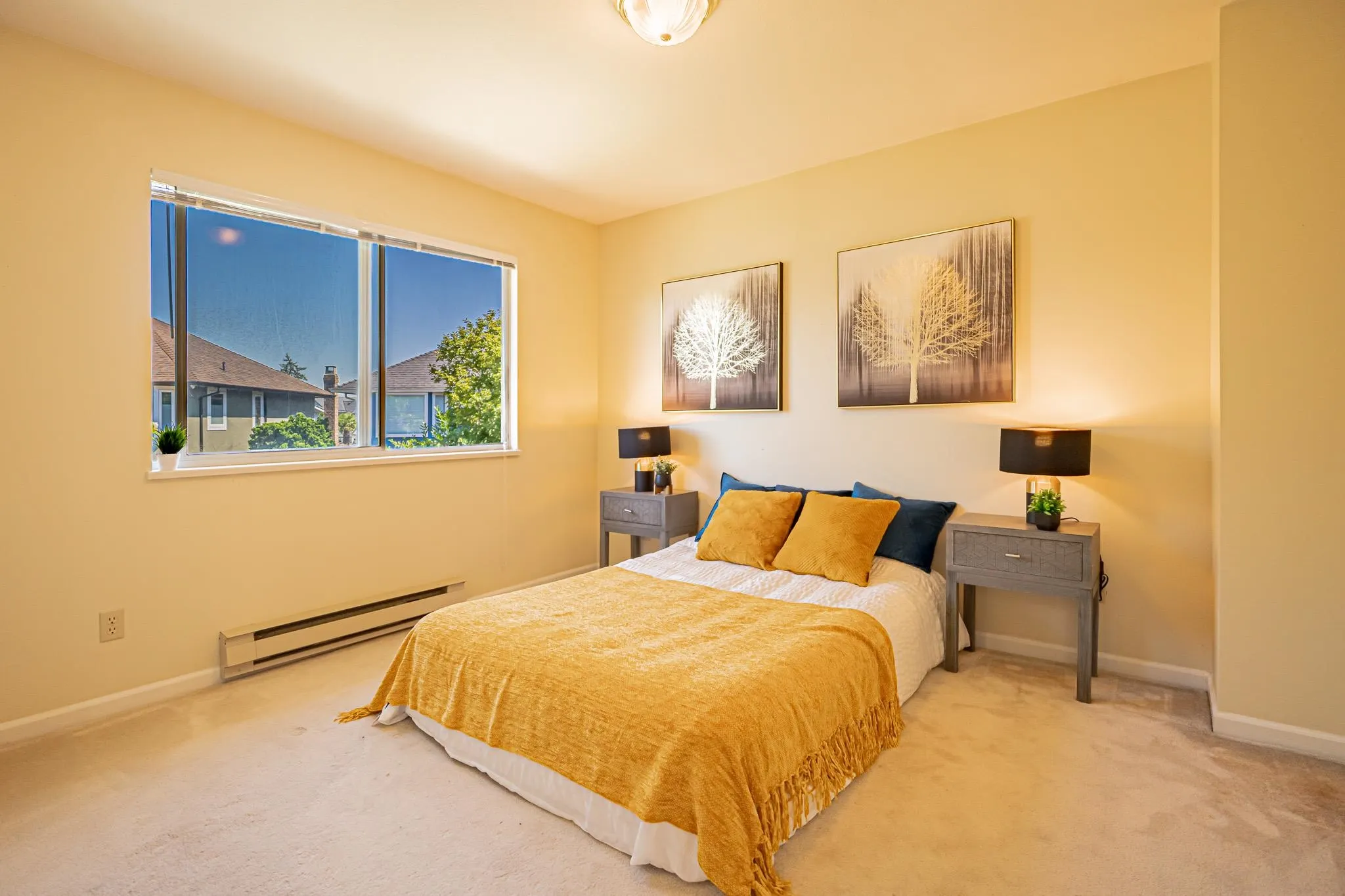 6683 London Court