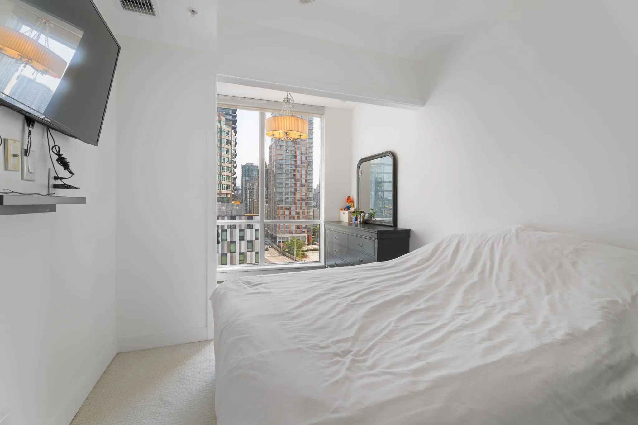 1202 1455 Howe