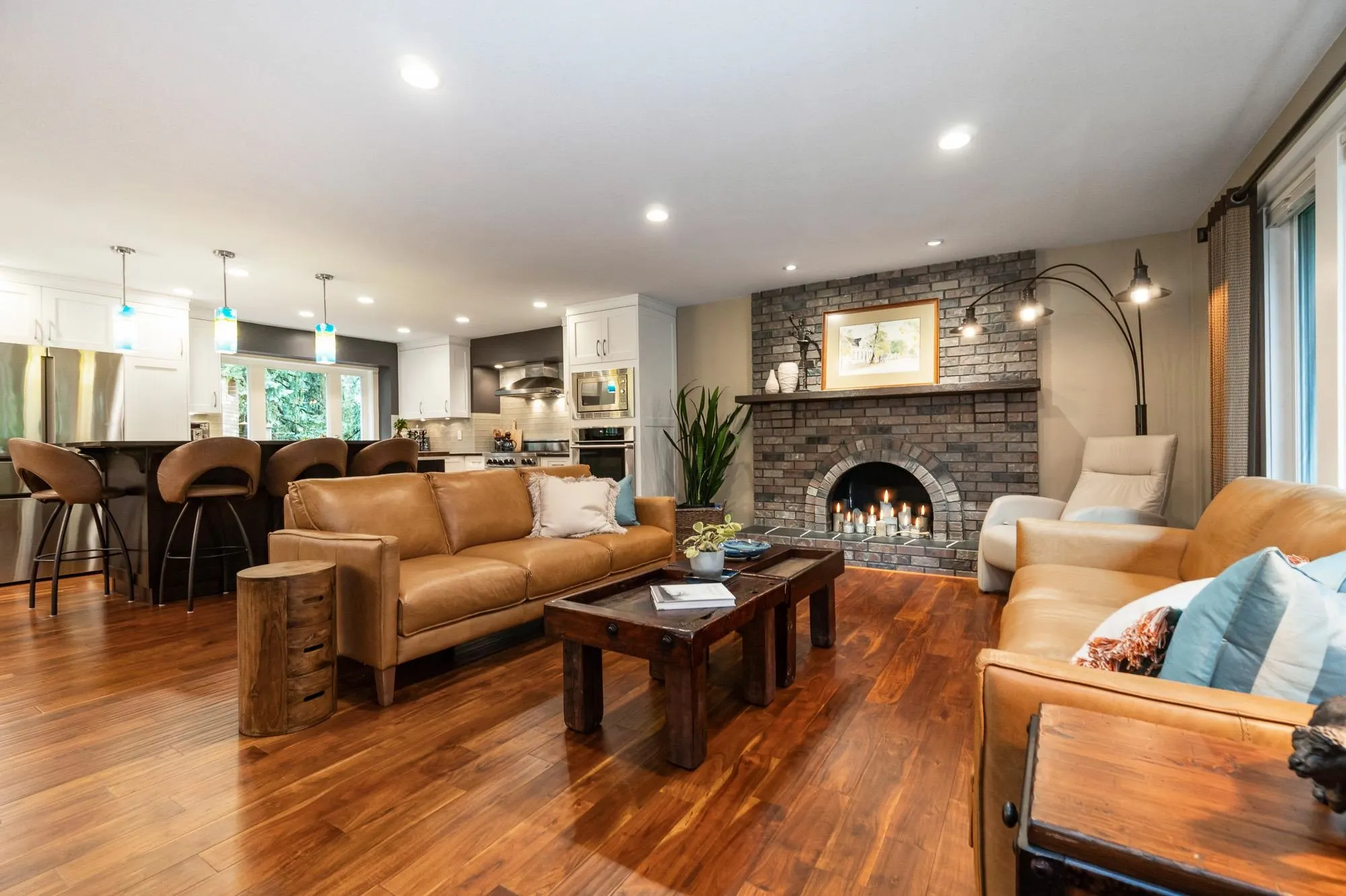 46046 Lake Drive
