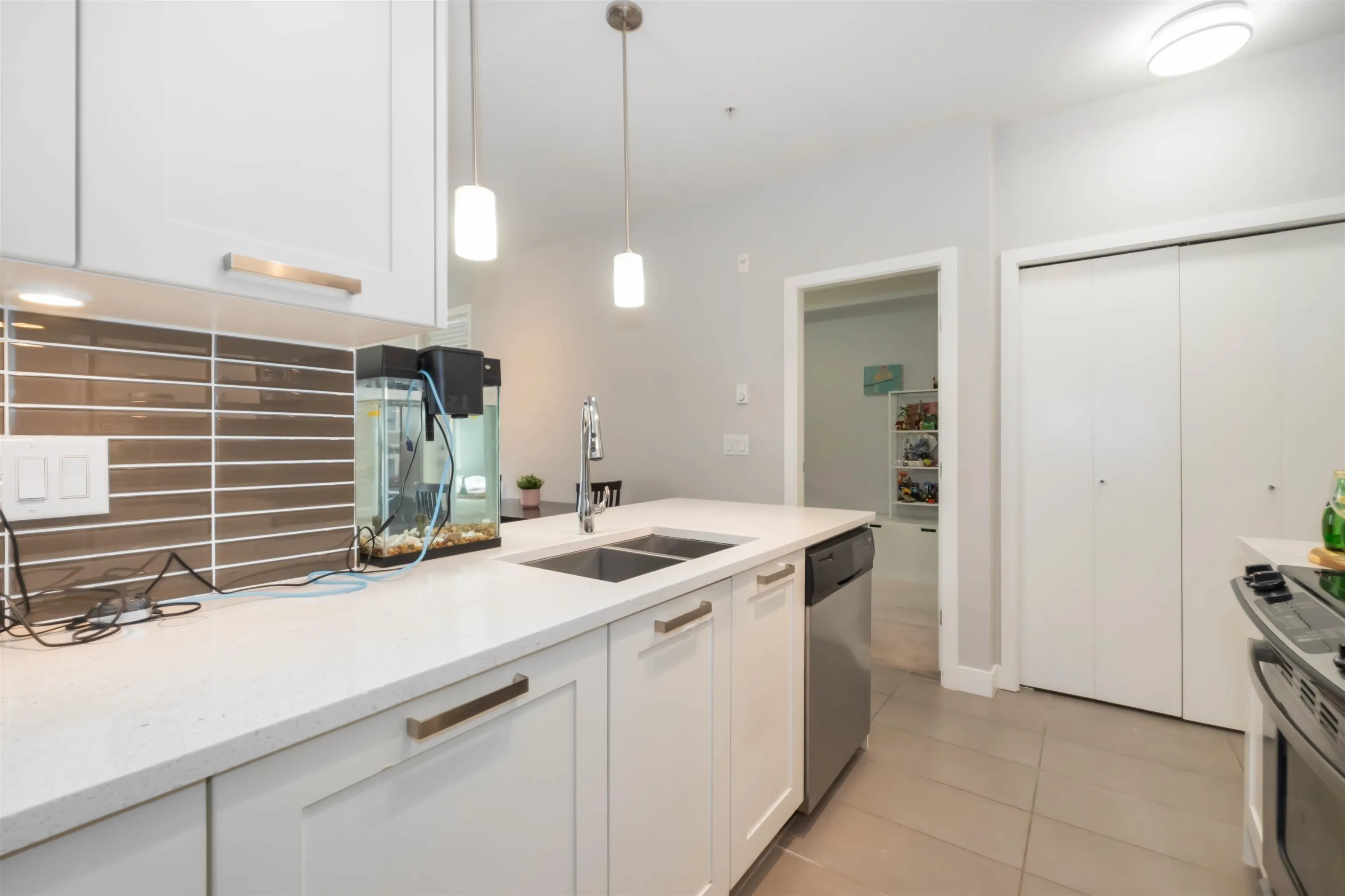 208 10455 154 Street