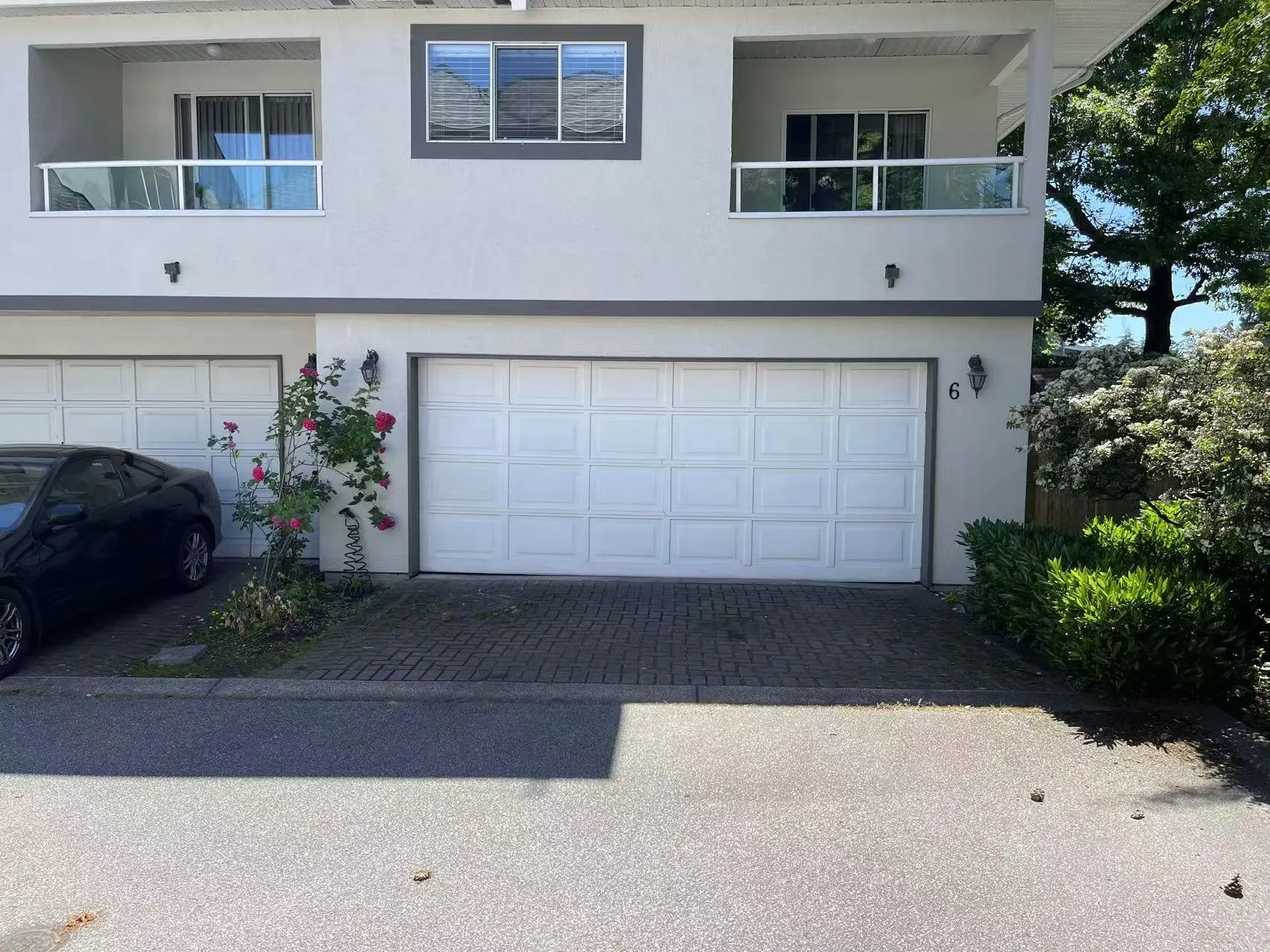 6 5671 Ladner Trunk Road