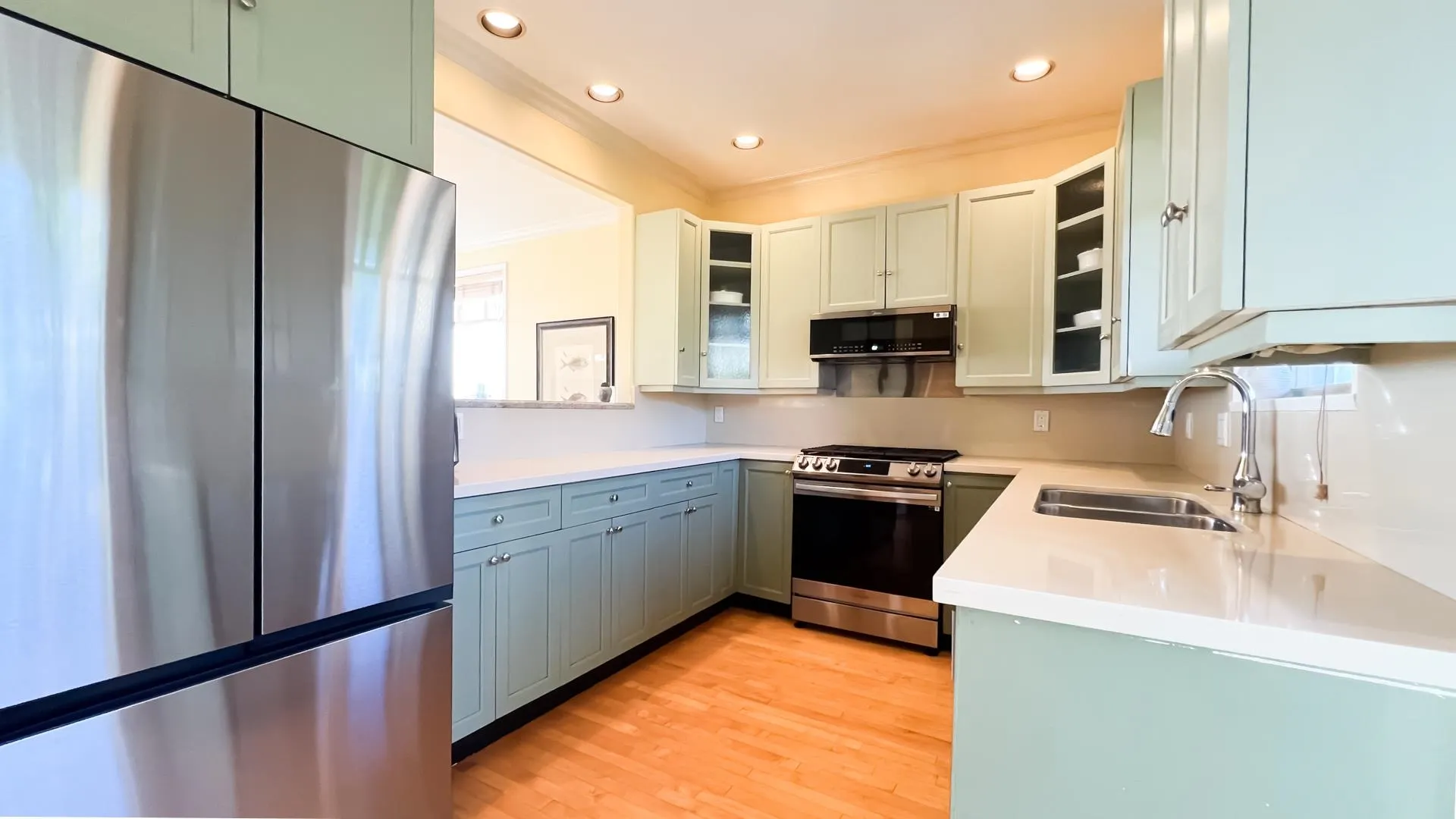 2352 Marine Drive