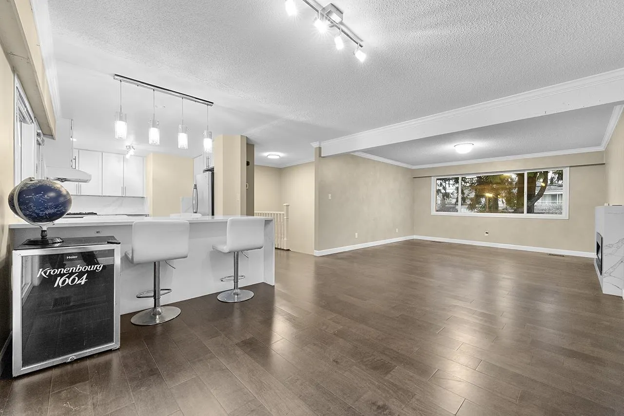 9248 General Currie Road