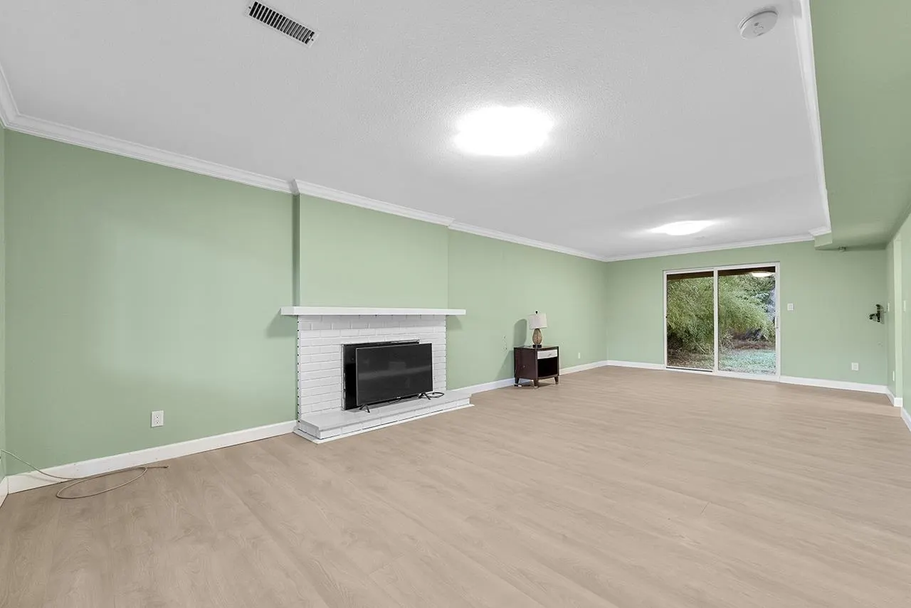 9248 General Currie Road