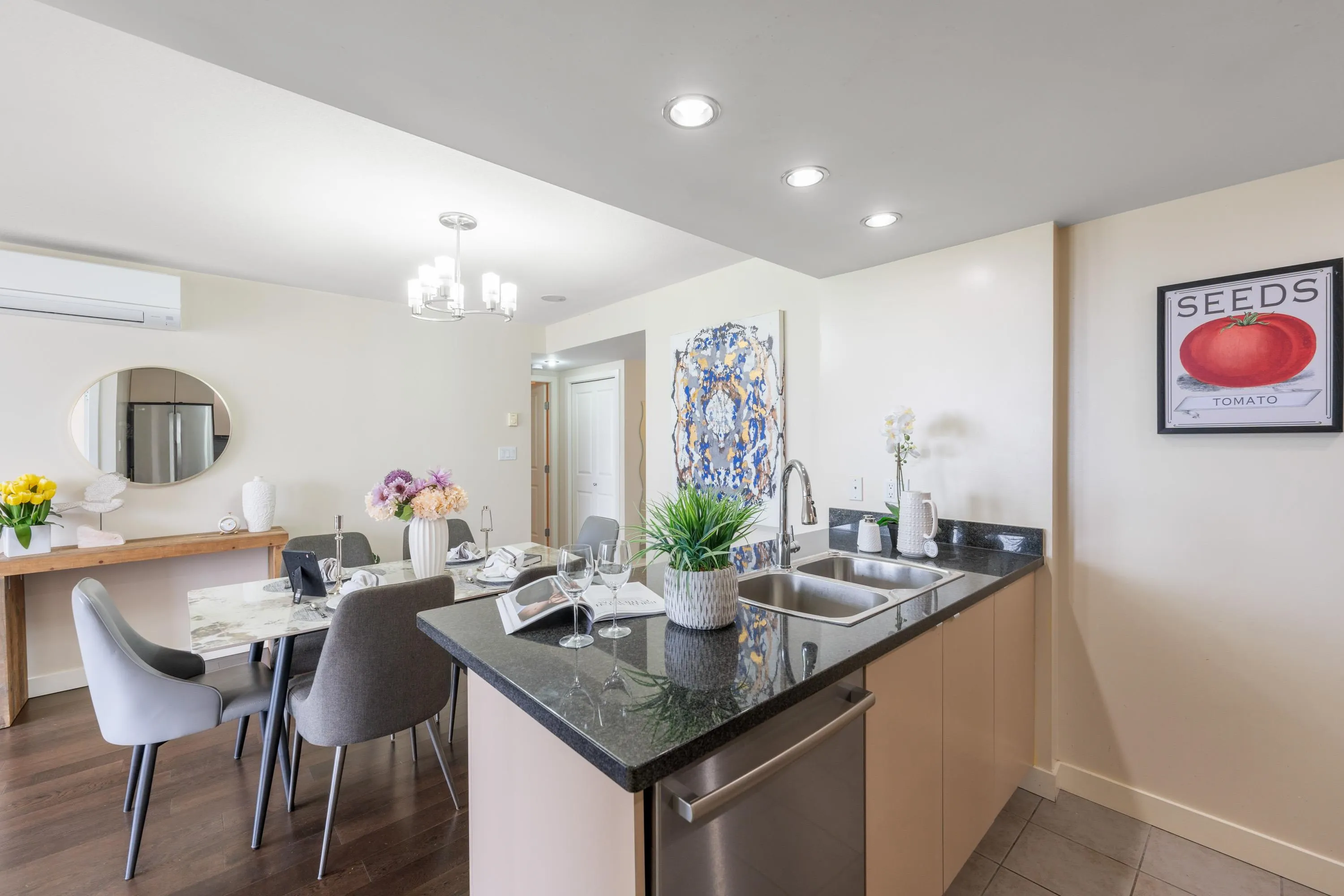 1501 9133 Hemlock Drive