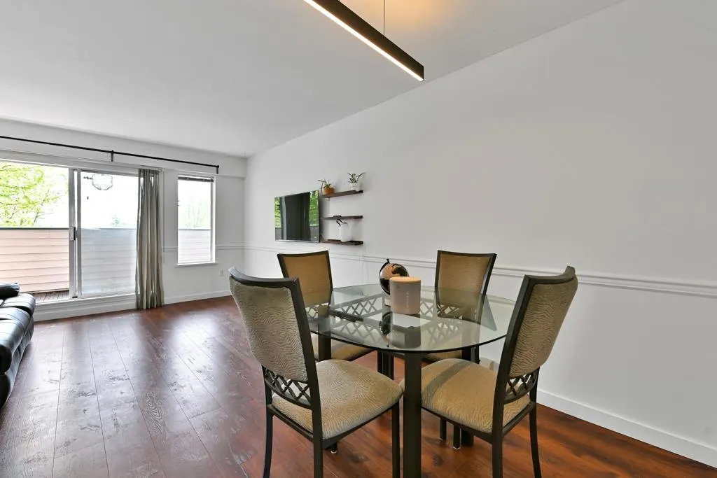 213 22661 Lougheed Highway