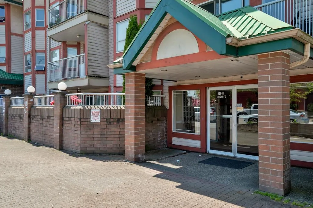 213 22661 Lougheed Highway