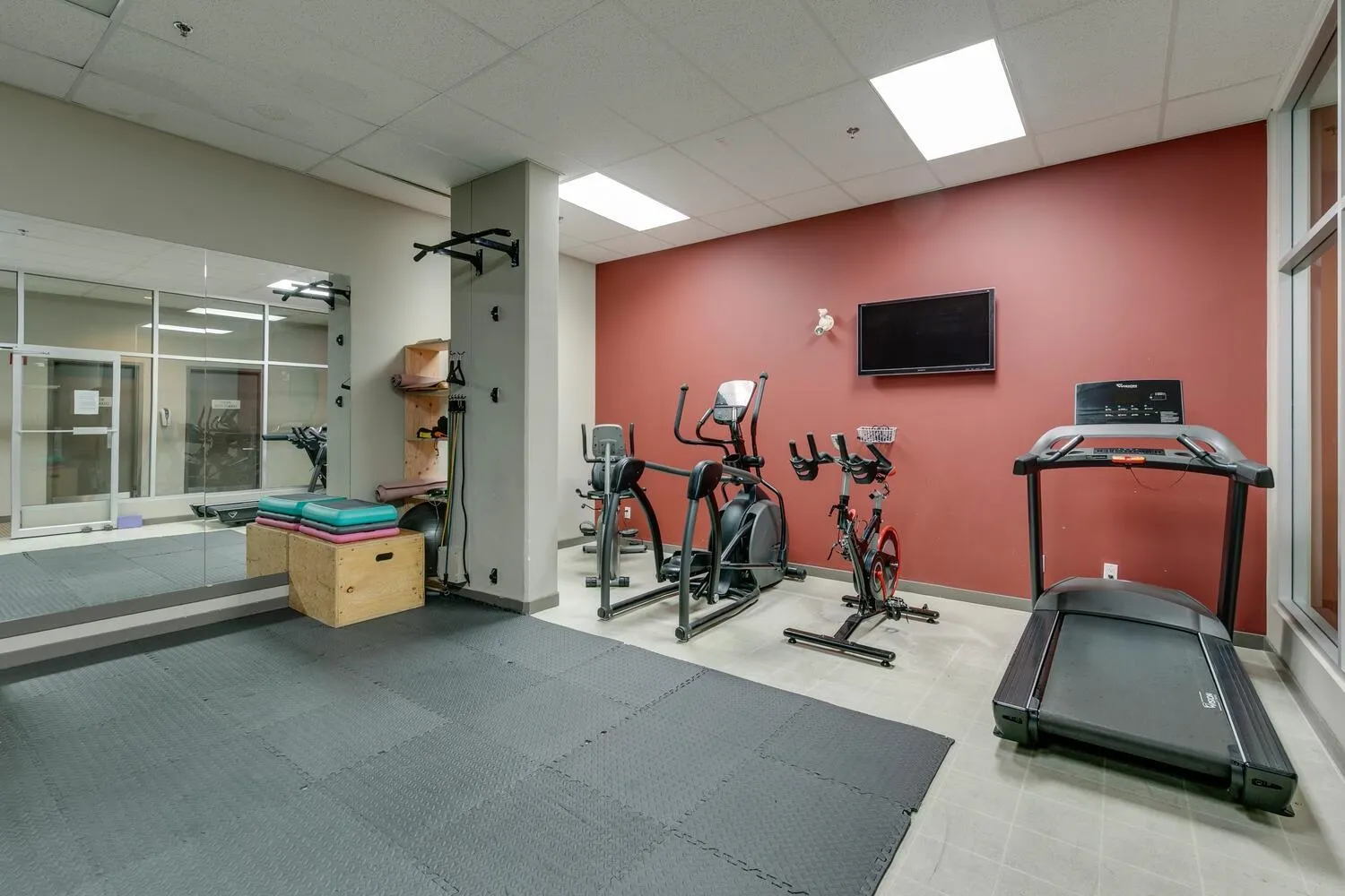 301 40437 Tantalus Road