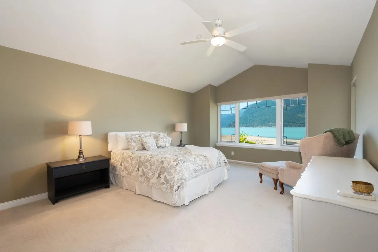 17 Beach Drive