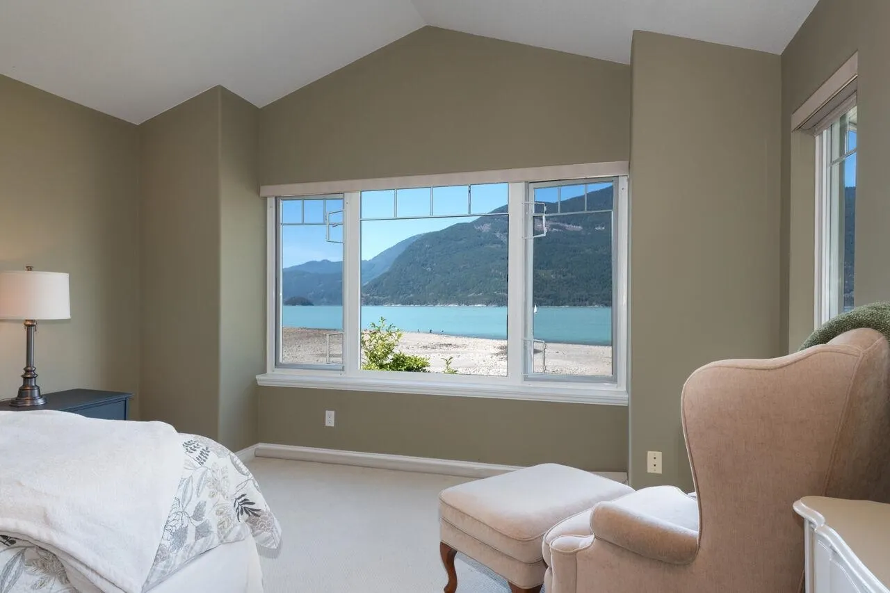 17 Beach Drive